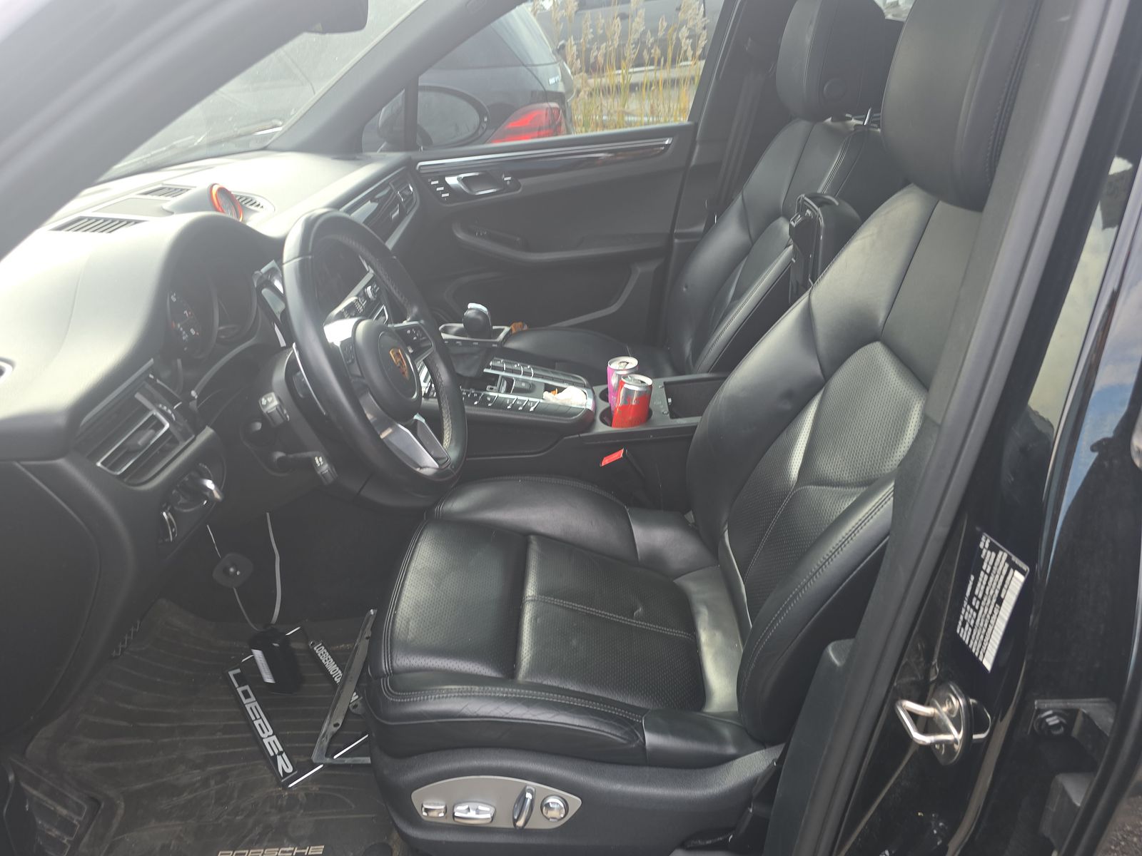 2021 Porsche Macan Base AWD