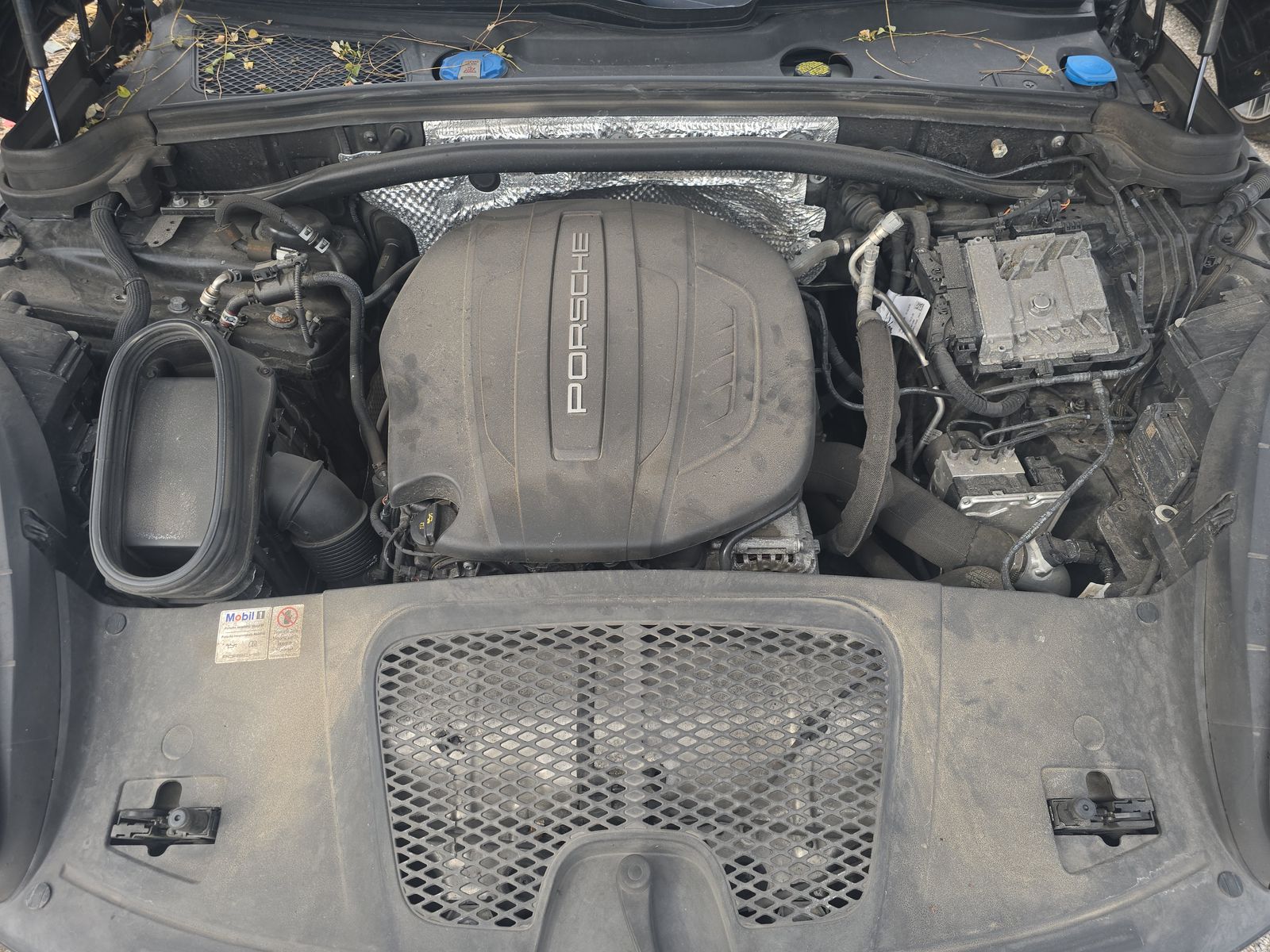 2021 Porsche Macan Base AWD