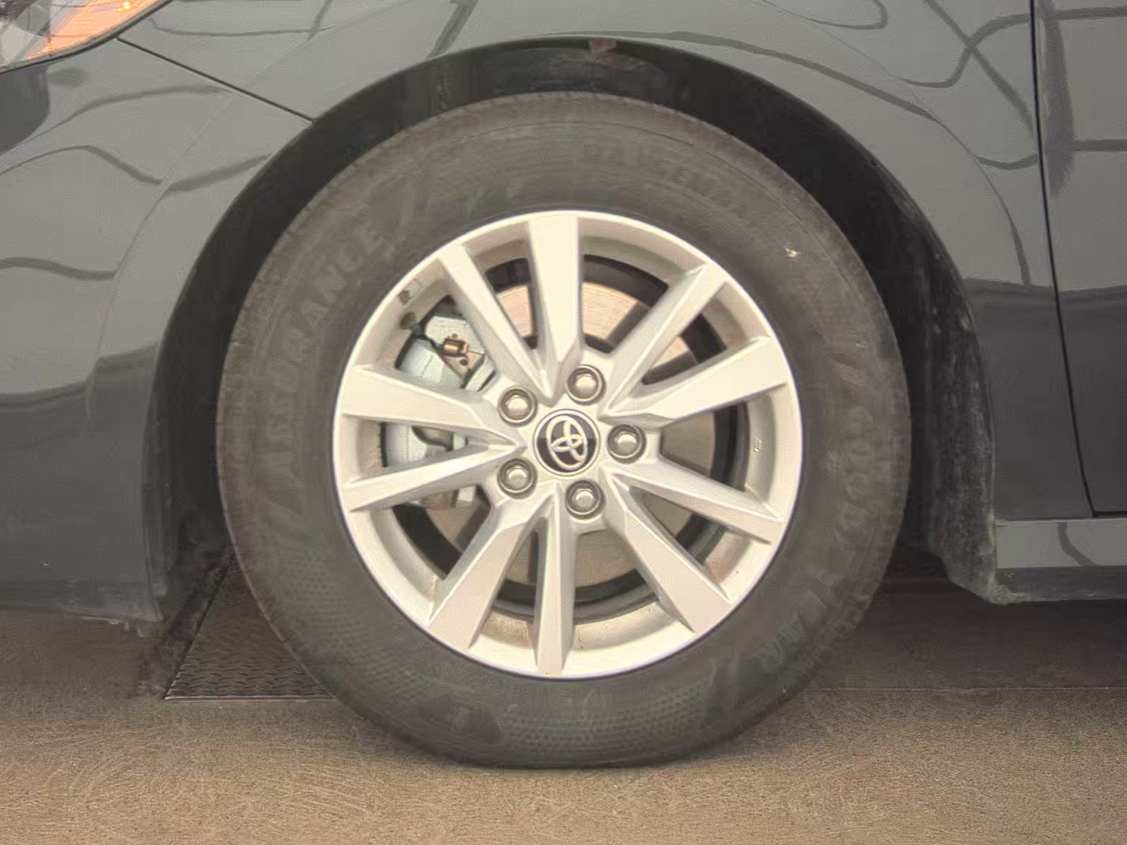 2025 Toyota Camry LE FWD