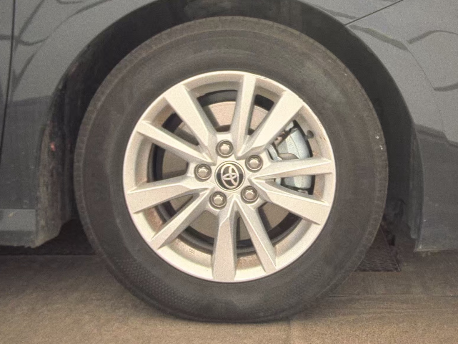 2025 Toyota Camry LE FWD