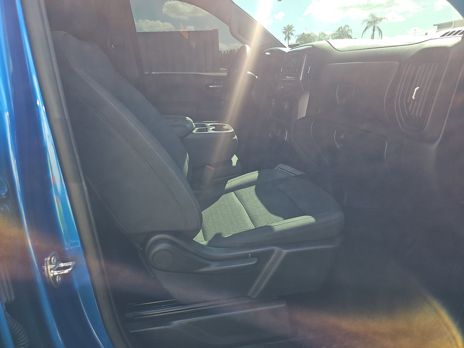 2022 Chevrolet Silverado 1500 Custom RWD