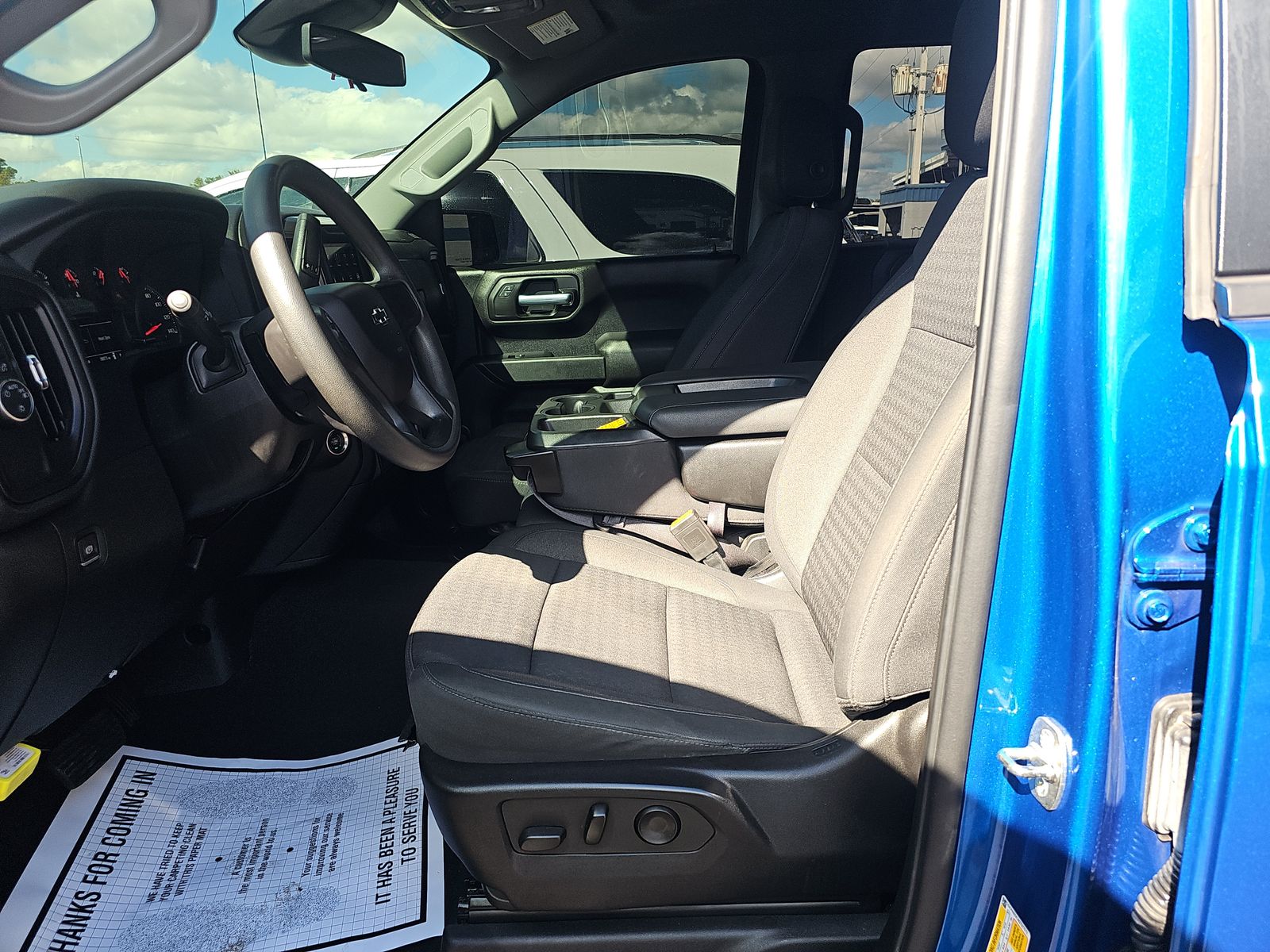 2022 Chevrolet Silverado 1500 Custom RWD