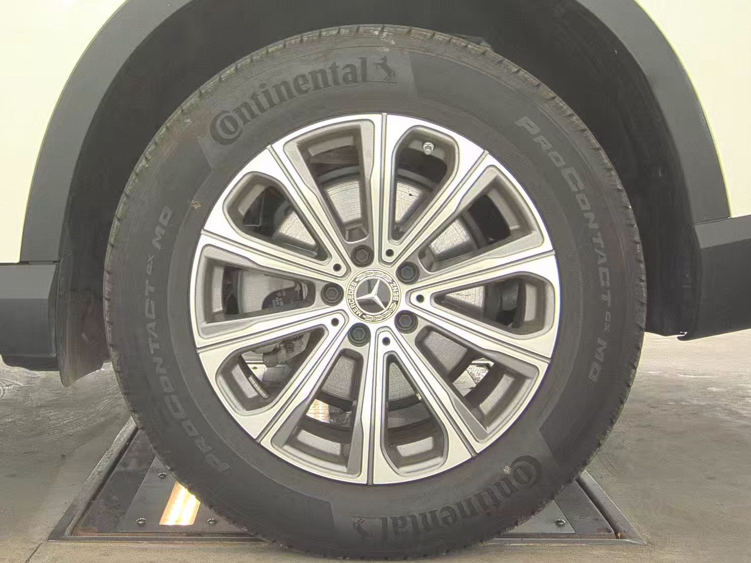 2024 Mercedes-Benz GLC GLC 300 AWD