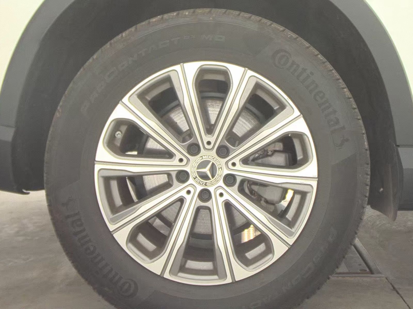 2024 Mercedes-Benz GLC GLC 300 AWD