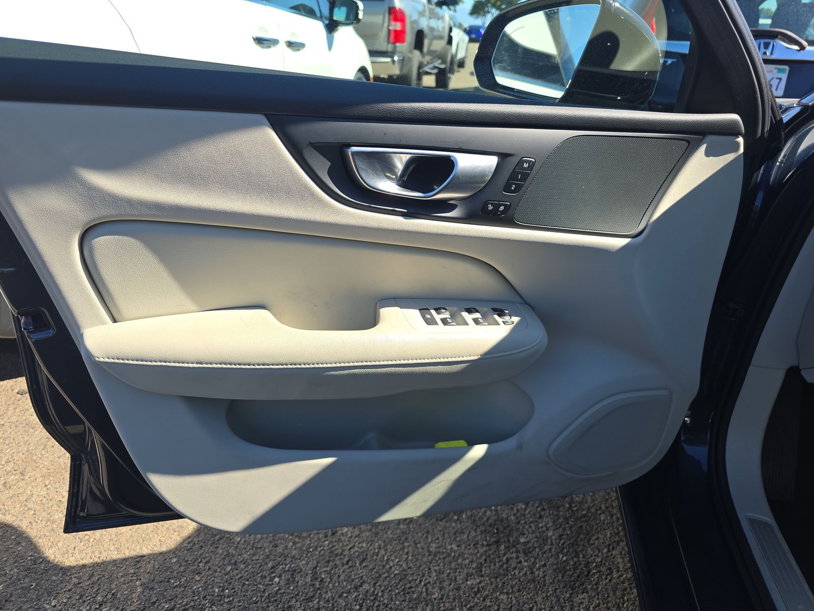 2025 Volvo S60 B5 Core AWD