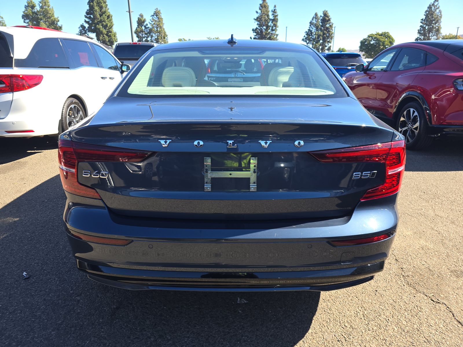 2025 Volvo S60 B5 Core AWD