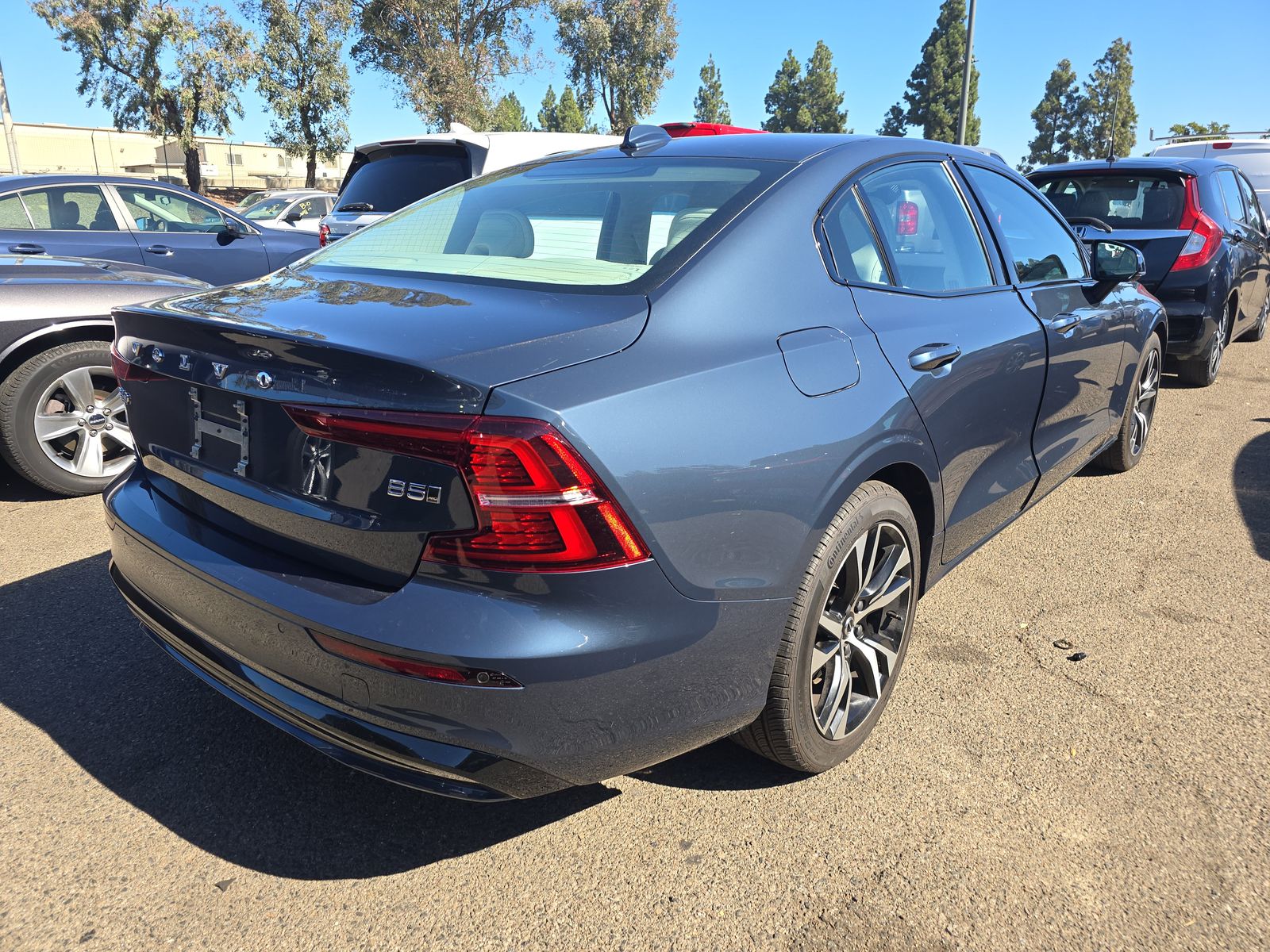 2025 Volvo S60 B5 Core AWD