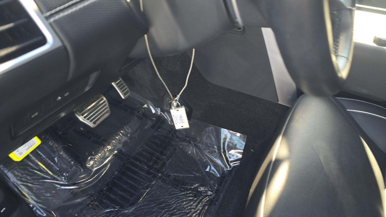 2023 Land Rover Discovery Metropolitan Edition AWD