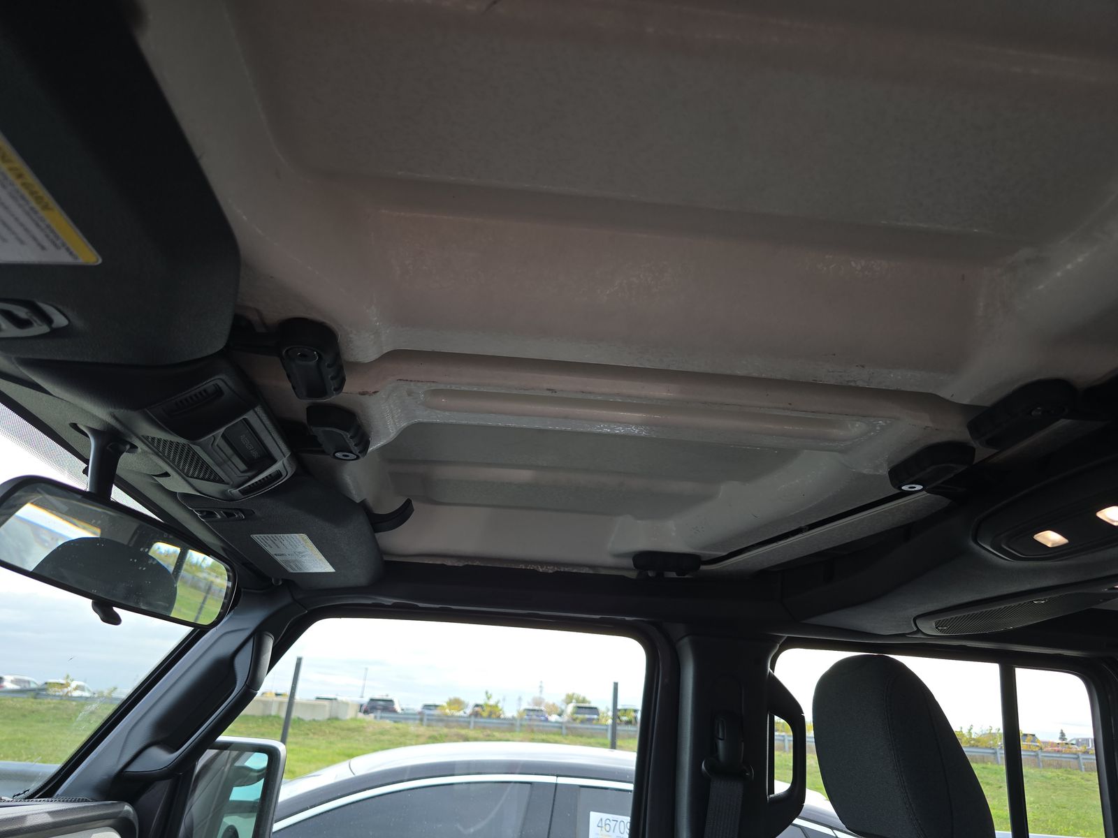 2025 Jeep Wrangler Sport AWD