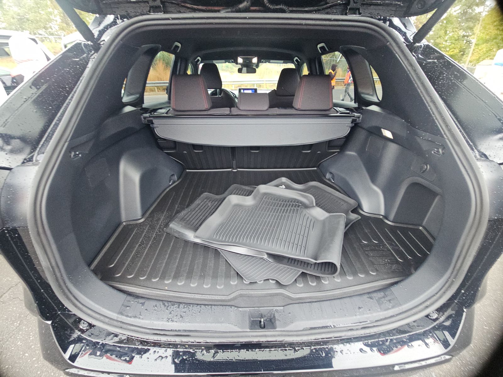 2025 Toyota RAV4 Plug-In Hybrid SE AWD