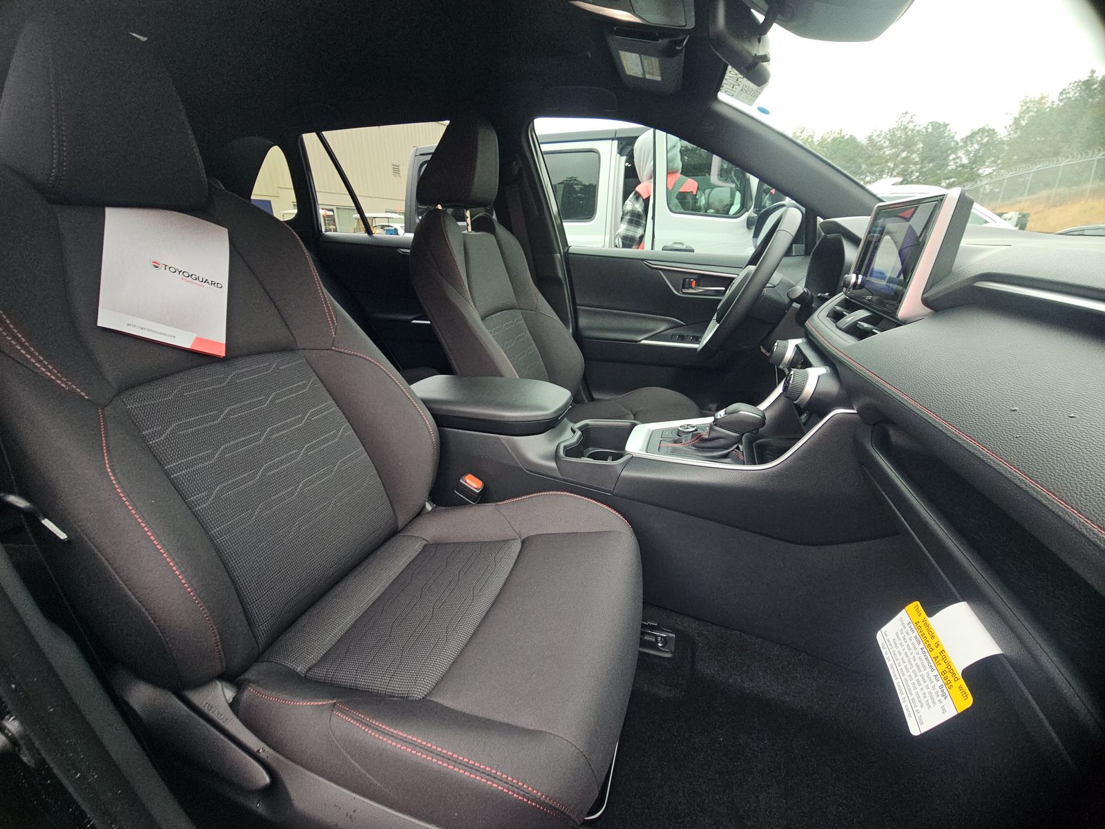 2025 Toyota RAV4 Plug-In Hybrid SE AWD