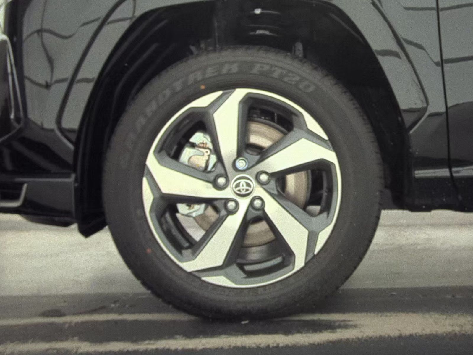 2025 Toyota RAV4 Plug-In Hybrid SE AWD