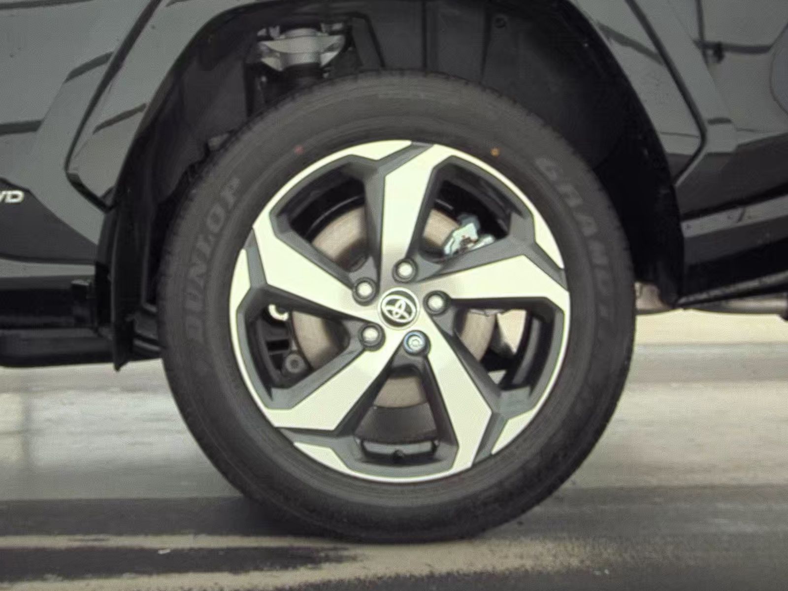 2025 Toyota RAV4 Plug-In Hybrid SE AWD