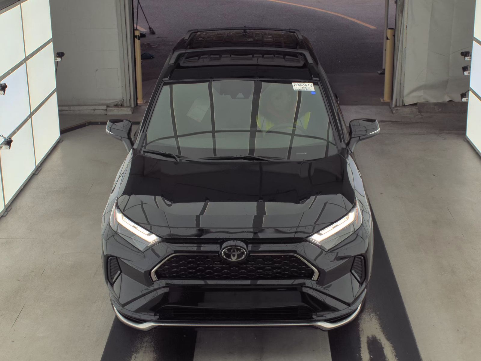 2025 Toyota RAV4 Plug-In Hybrid SE AWD