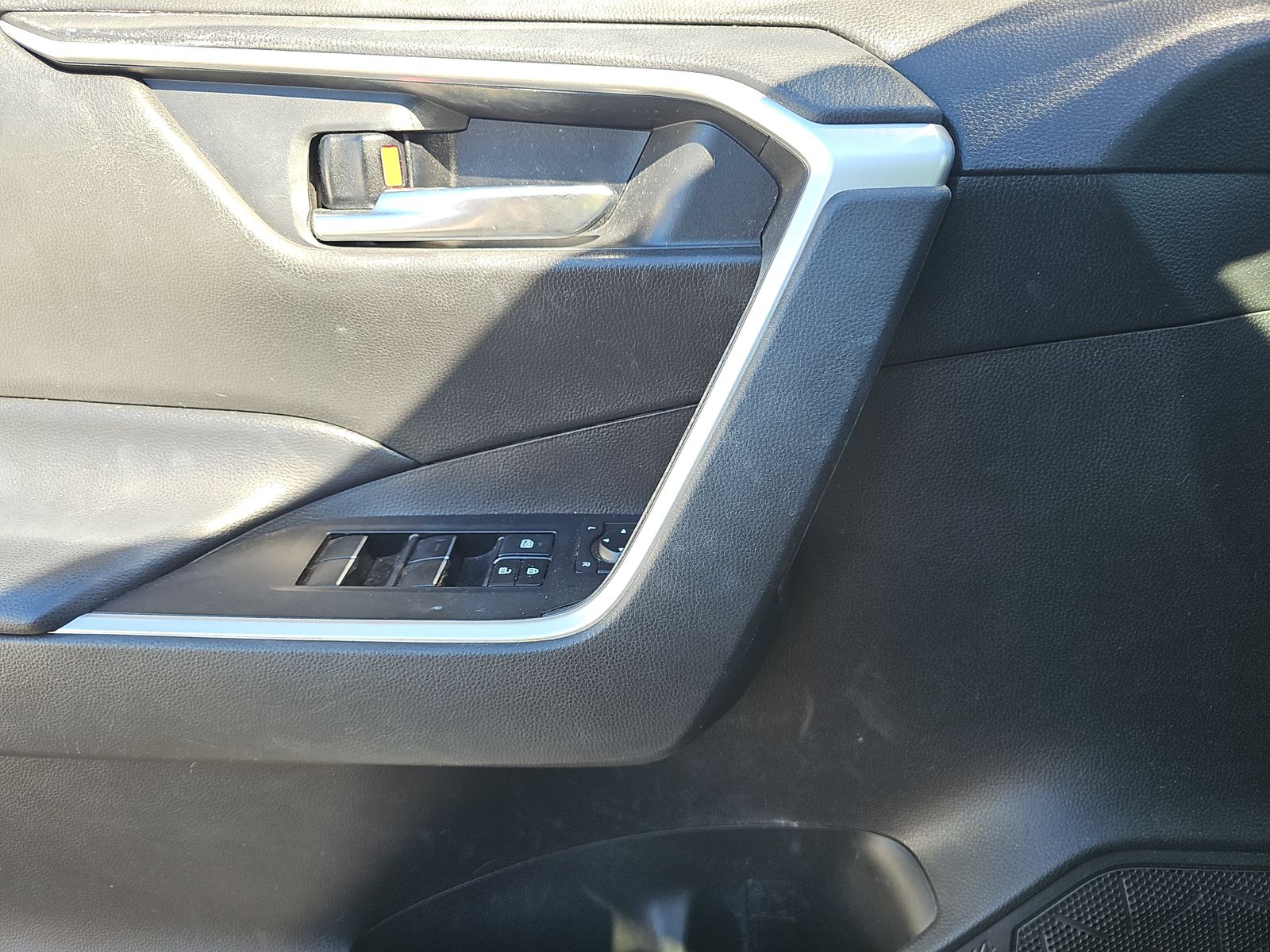 2020 Toyota RAV4 XLE Premium FWD