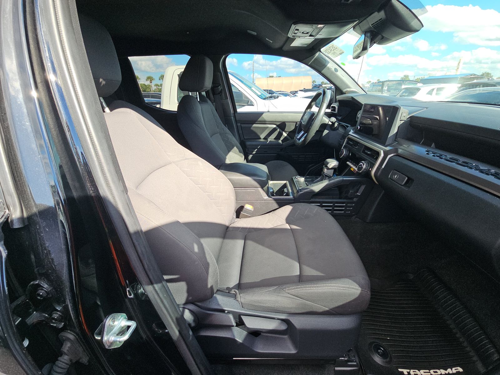 2024 Toyota Tacoma SR5 RWD