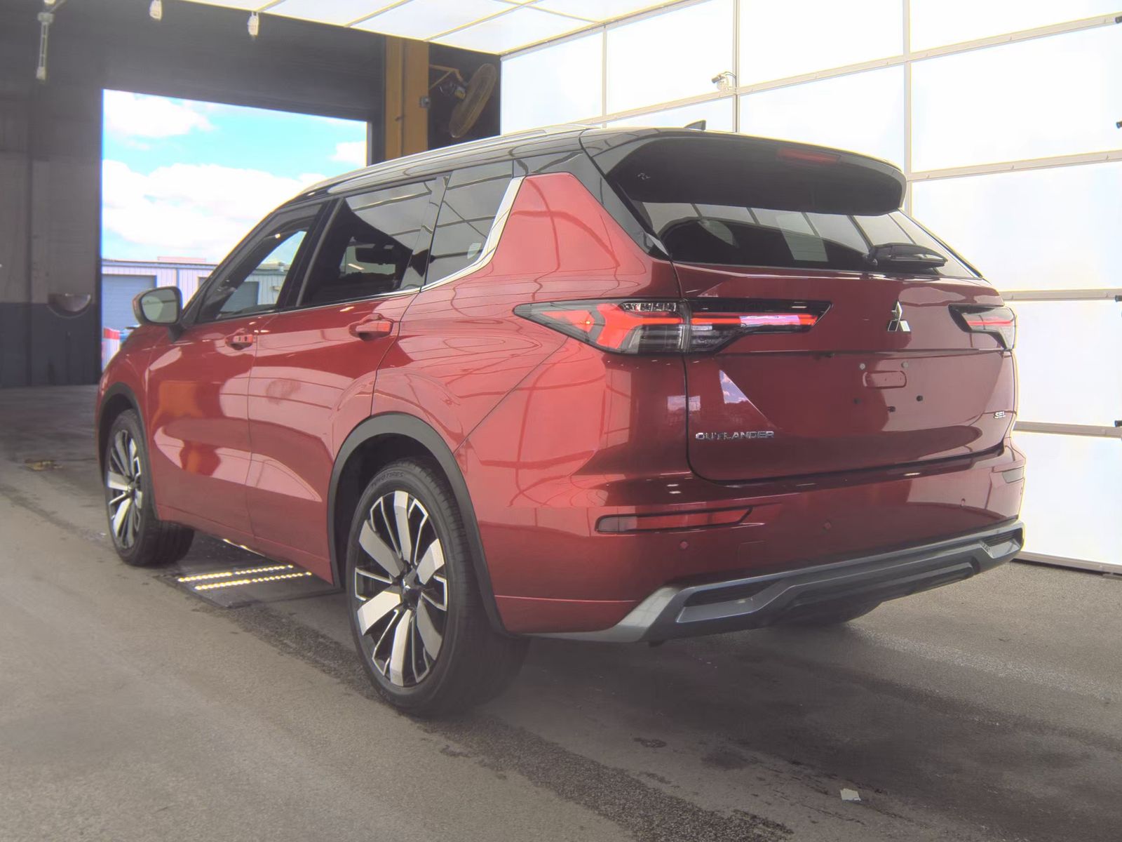 2025 Mitsubishi Outlander SEL FWD