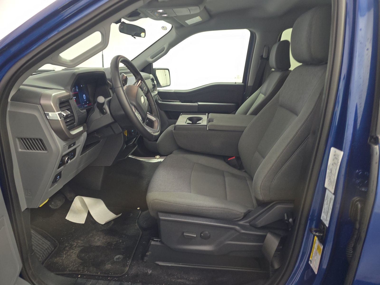 2025 Ford F-150 XLT AWD