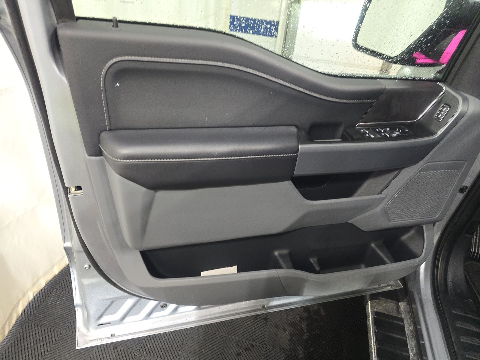 2025 Ford F-150 XLT AWD