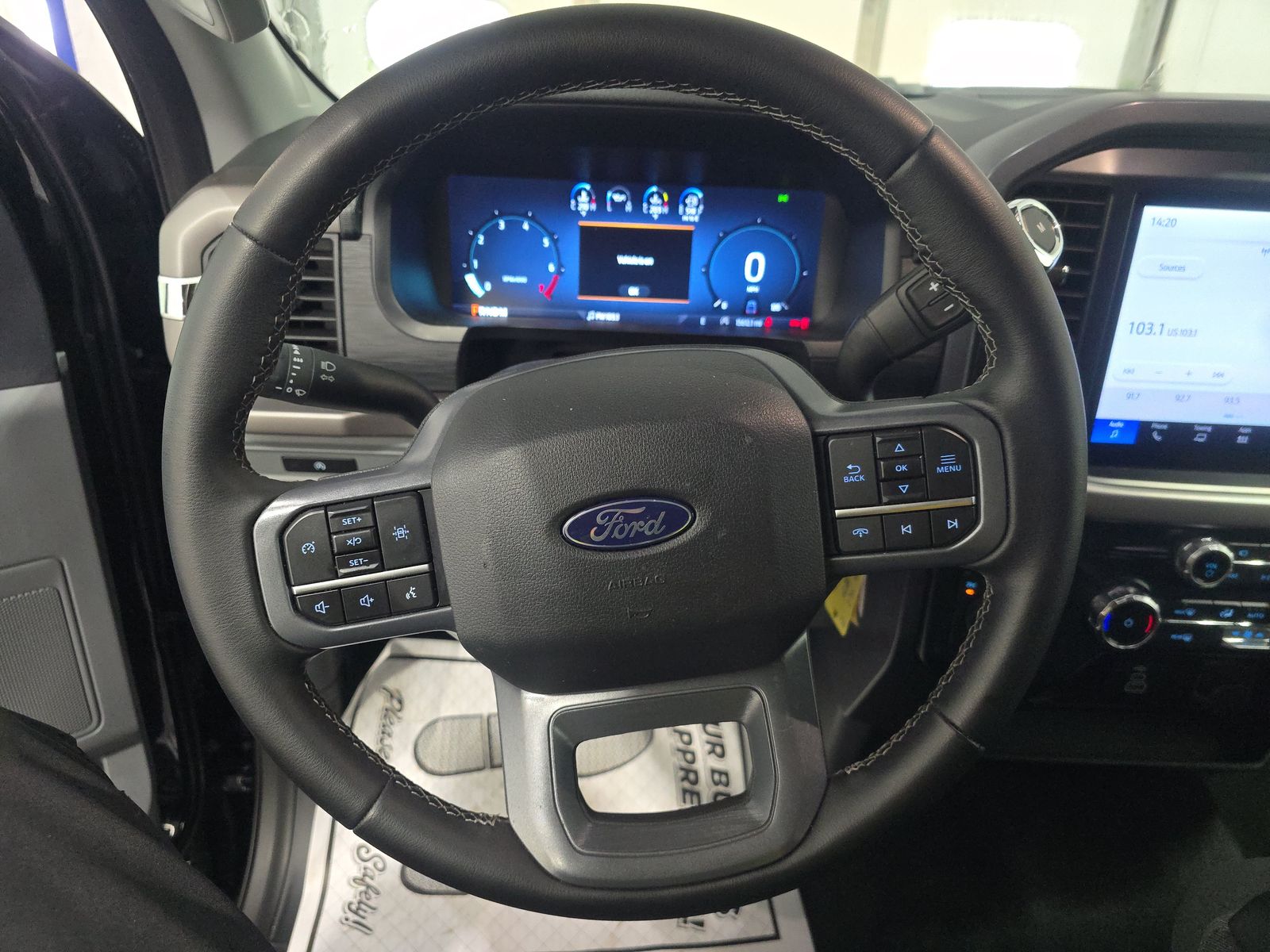 2025 Ford F-150 XLT AWD