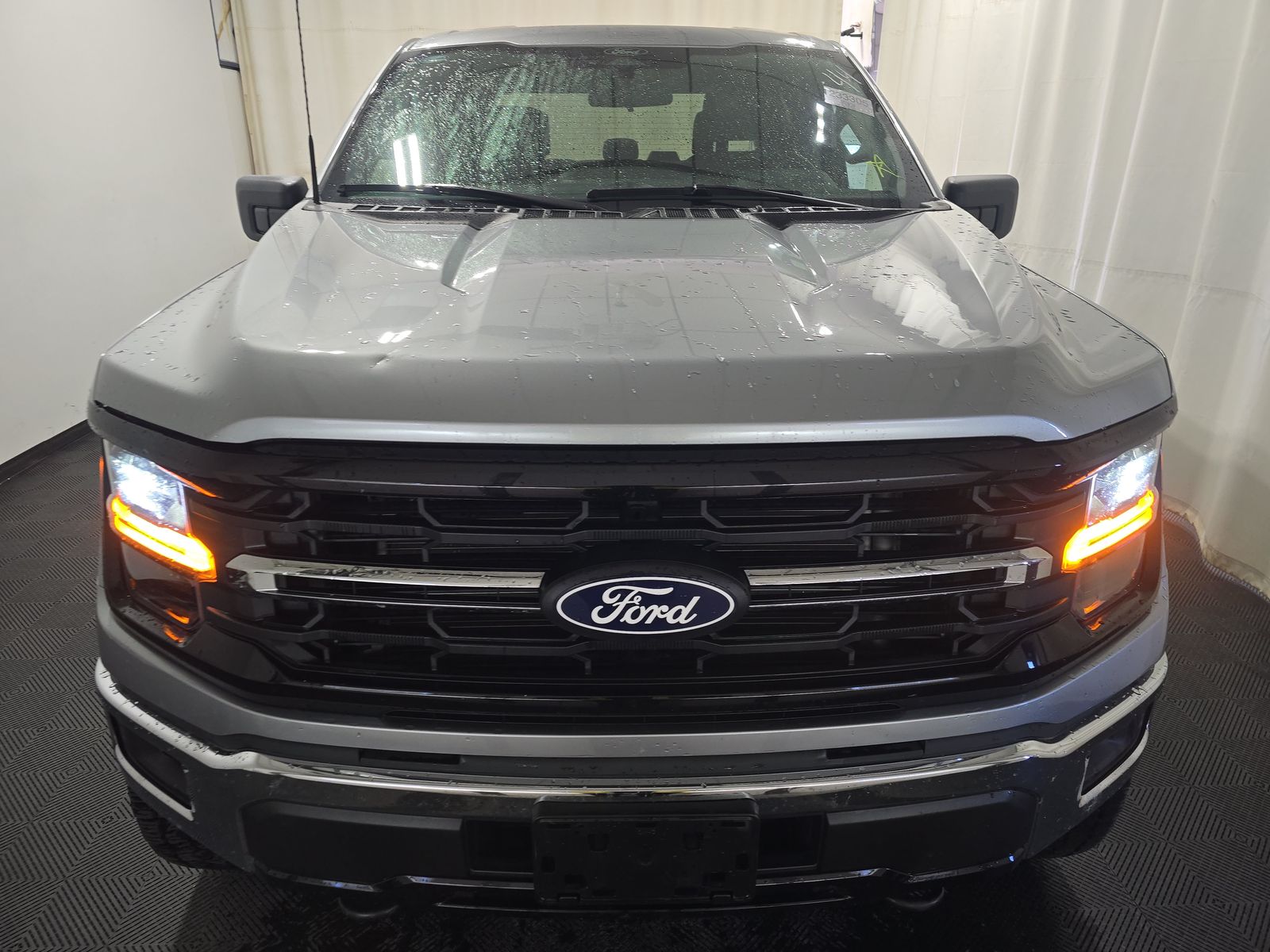 2025 Ford F-150 XLT AWD