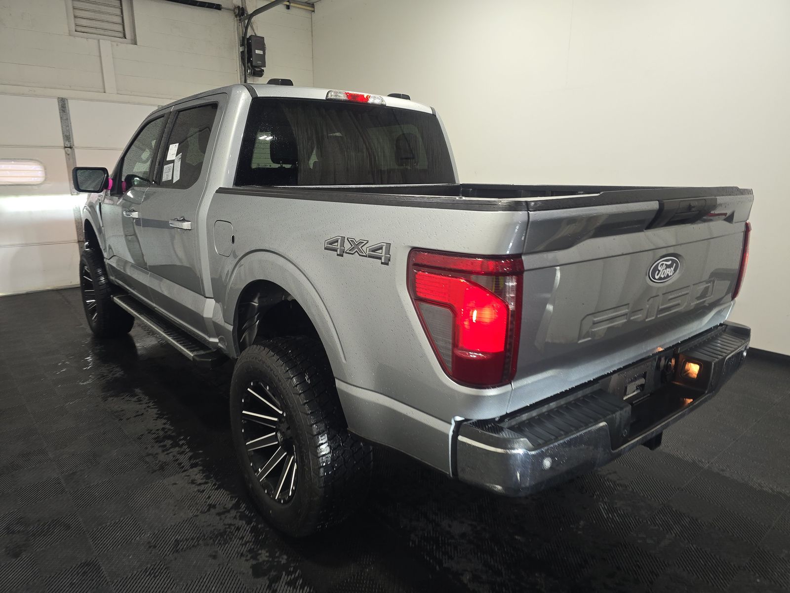 2025 Ford F-150 XLT AWD