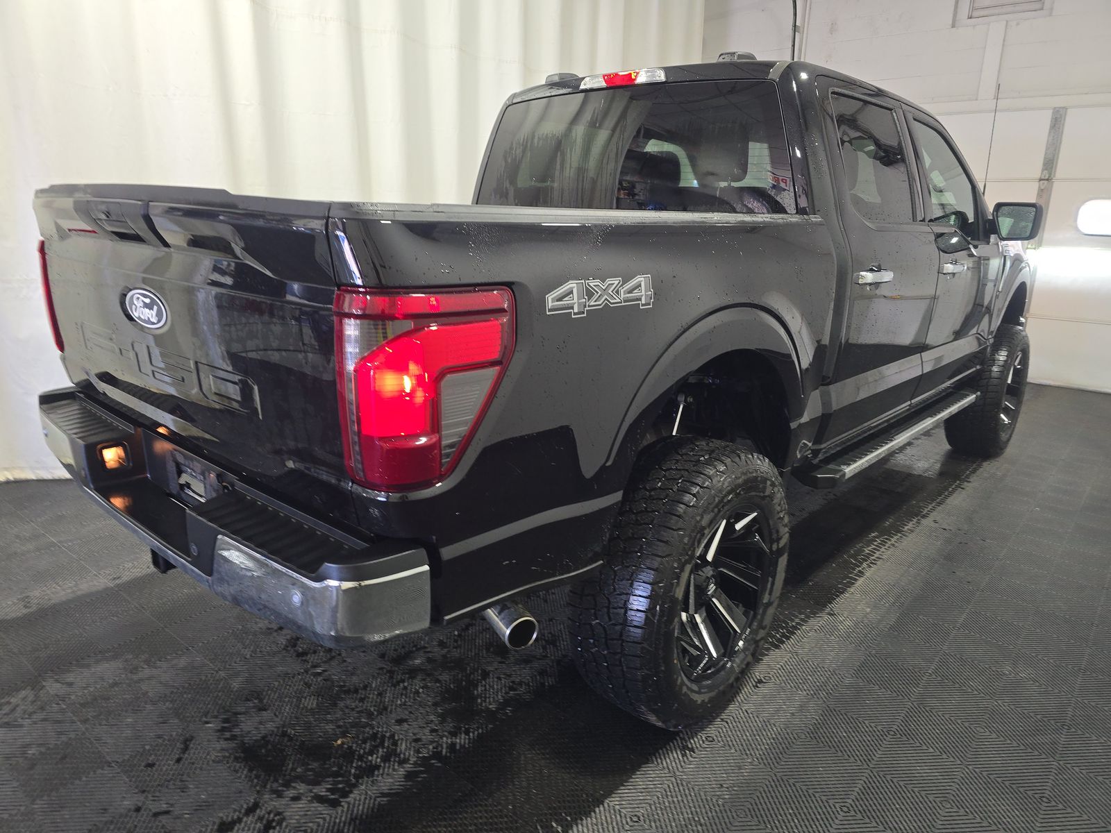 2025 Ford F-150 XLT AWD