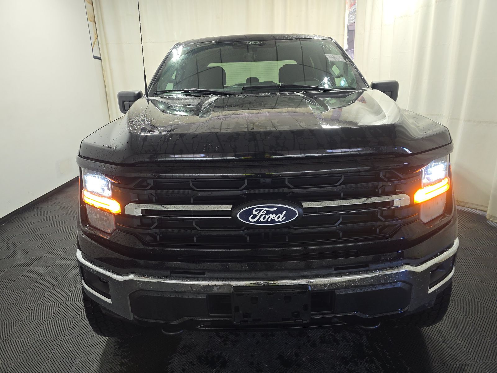 2025 Ford F-150 XLT AWD