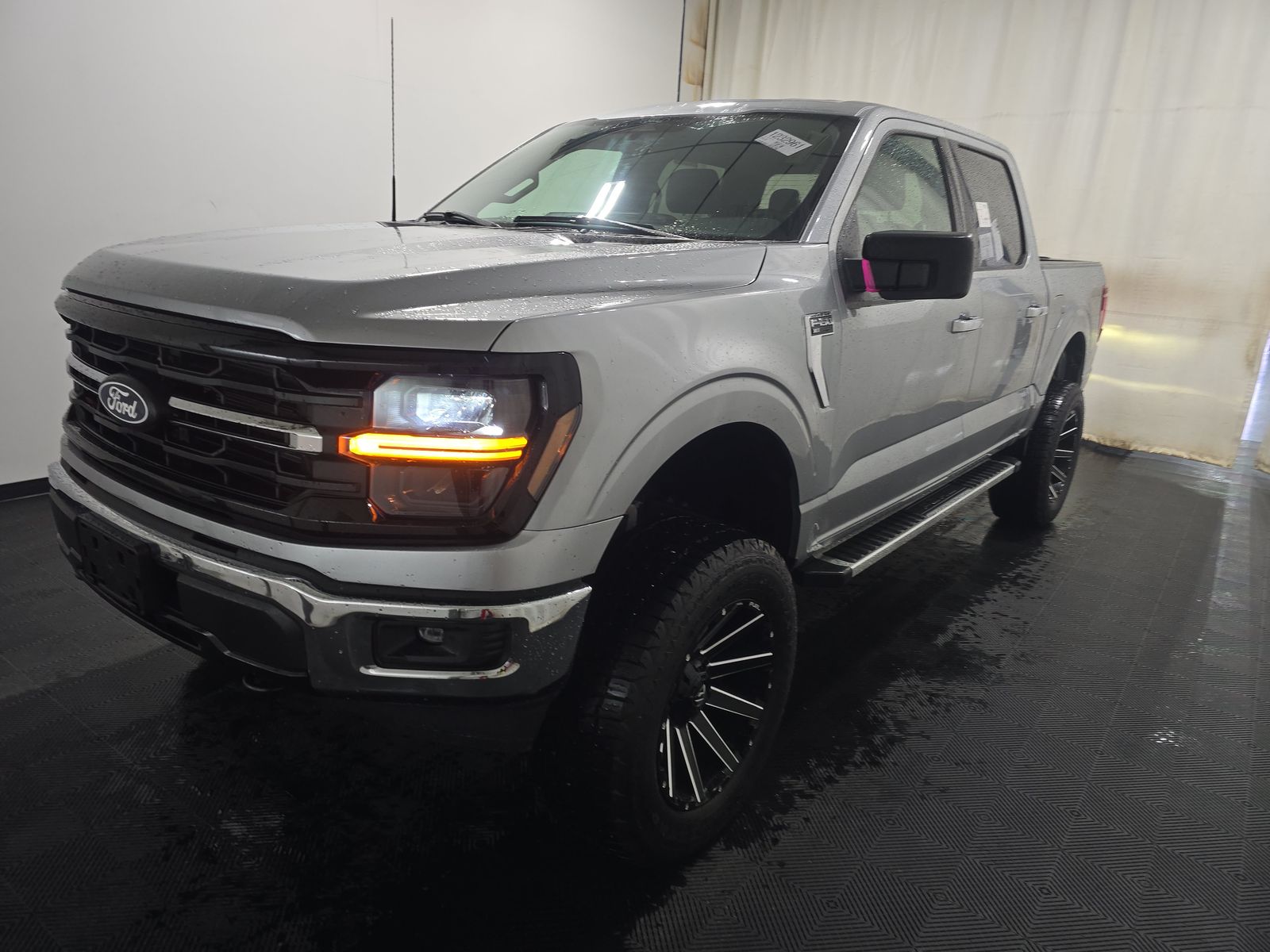 2025 Ford F-150 XLT AWD