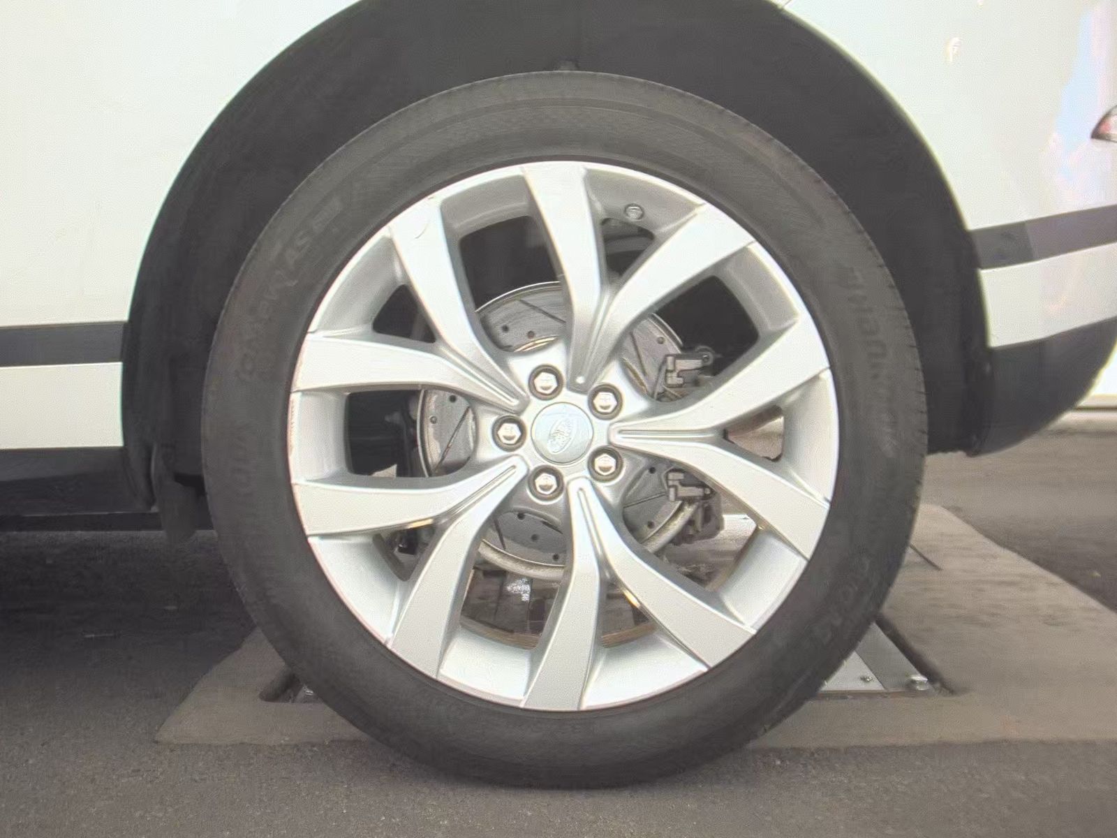 2020 Land Rover Range Rover Evoque SE AWD