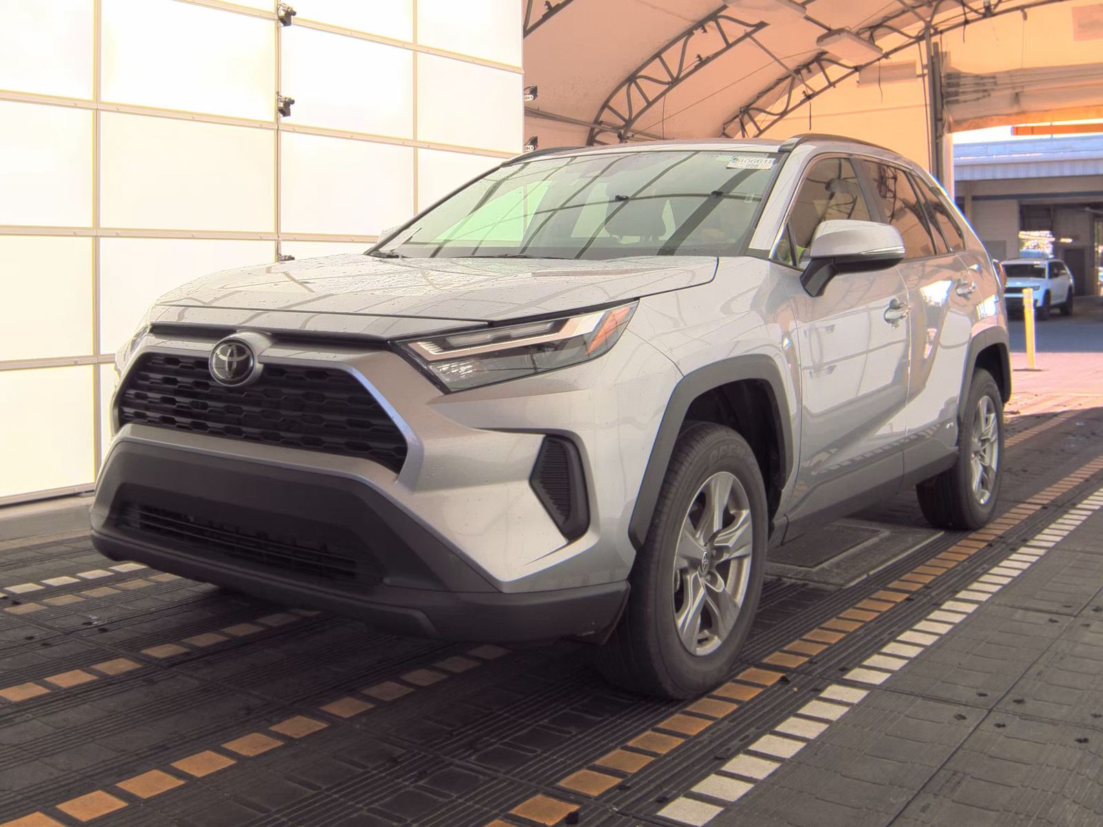 2025 Toyota RAV4 Hybrid XLE AWD