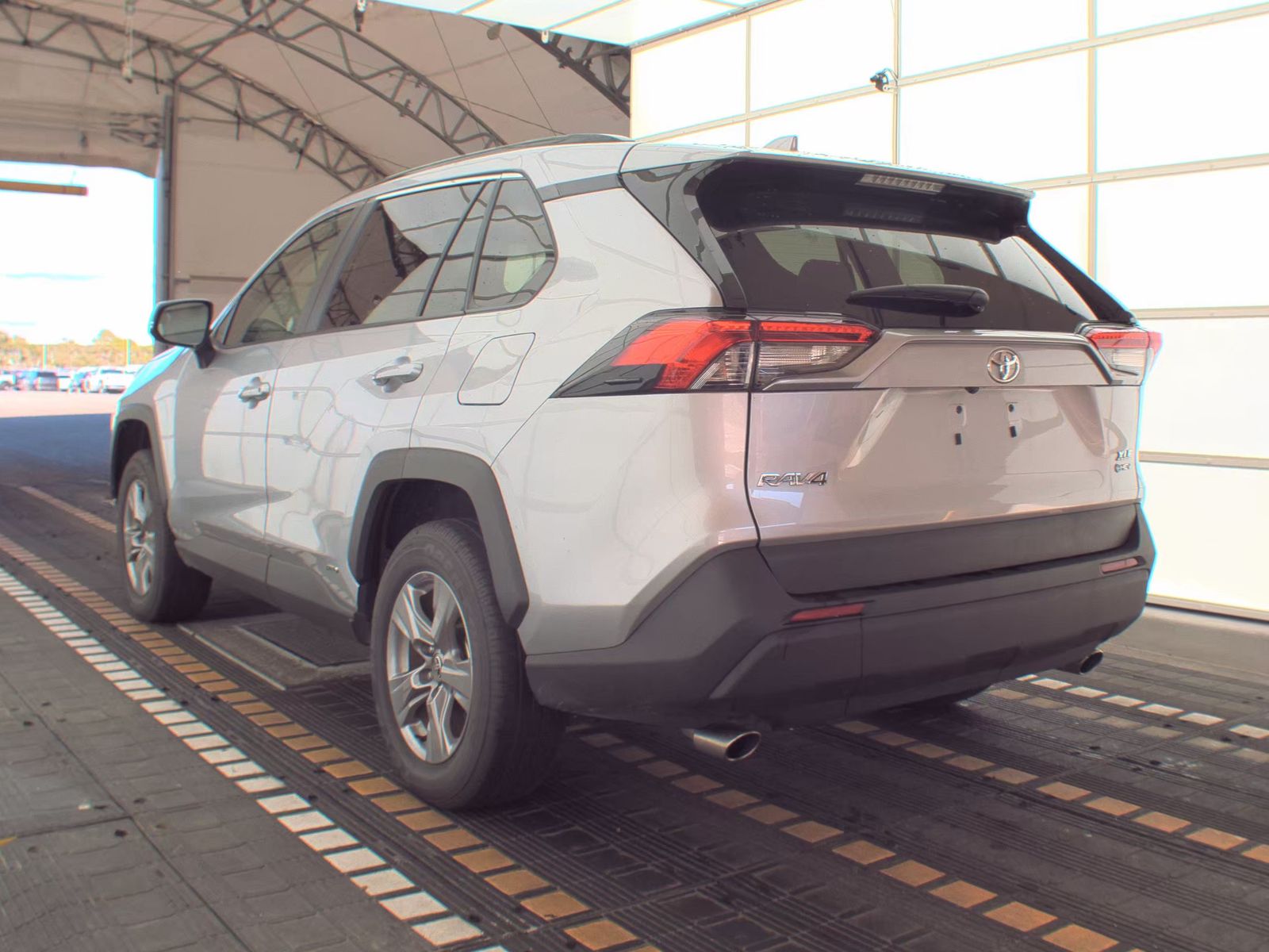 2025 Toyota RAV4 Hybrid XLE AWD