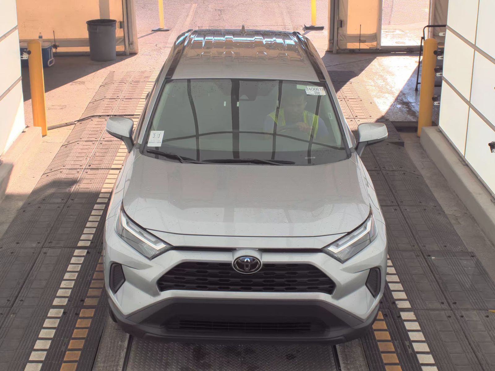 2025 Toyota RAV4 Hybrid XLE AWD