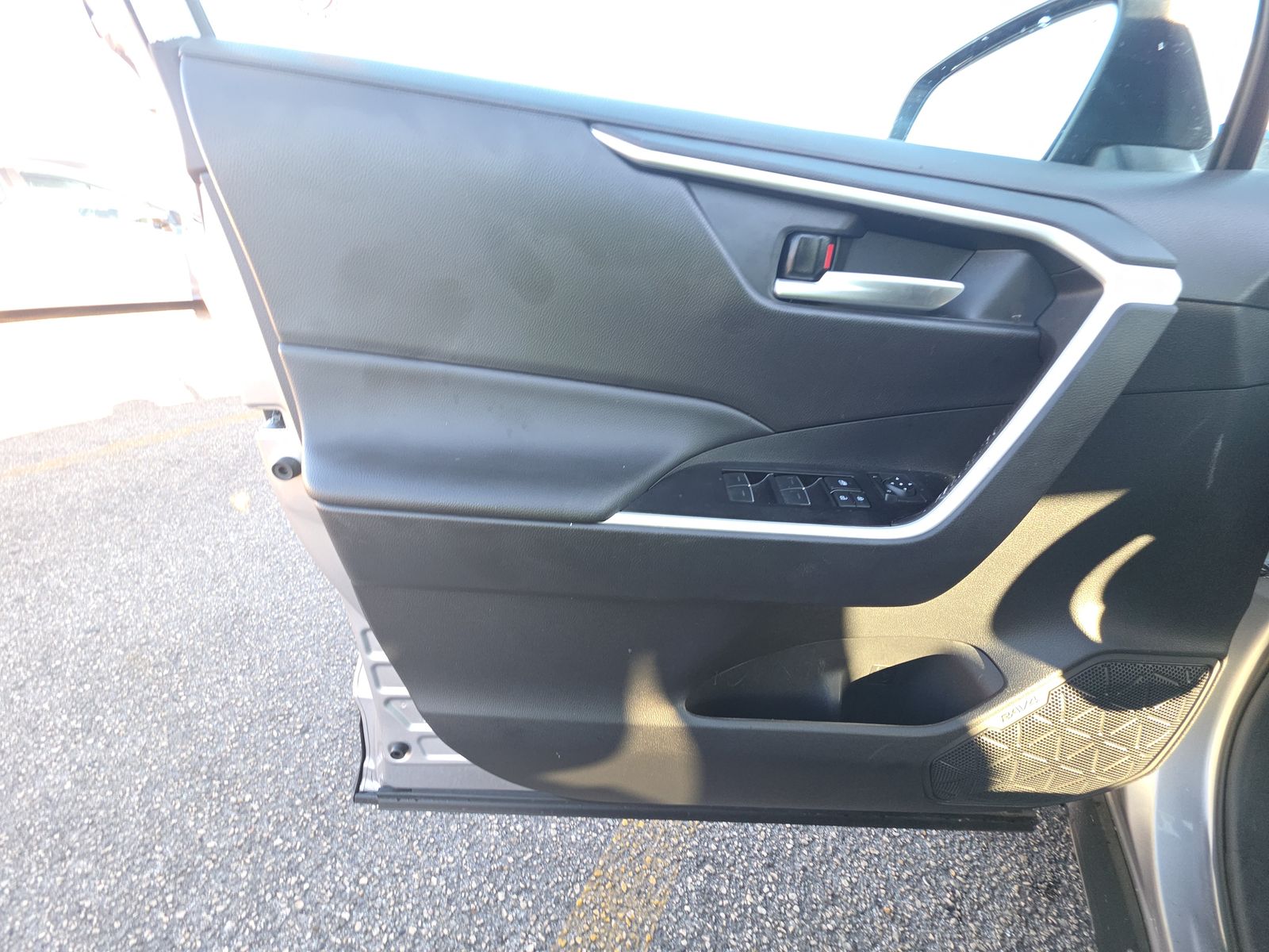 2025 Toyota RAV4 Hybrid XLE AWD