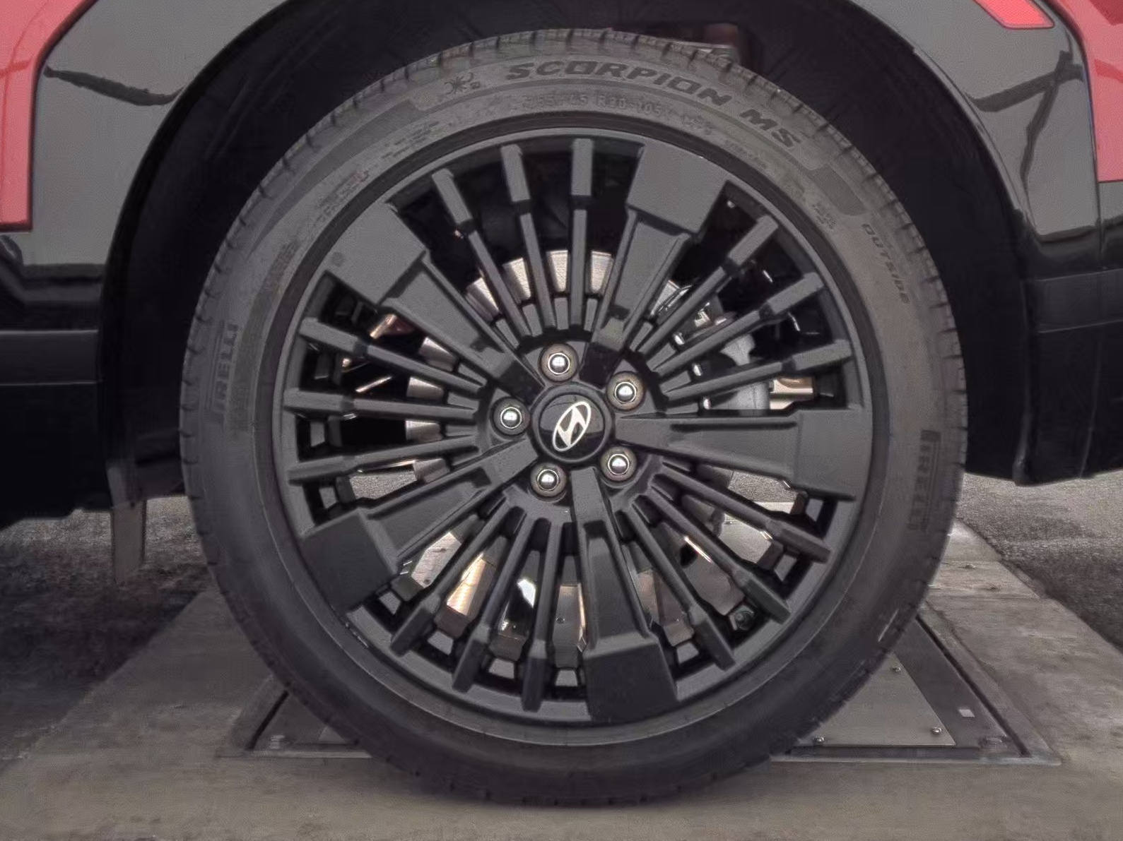 2025 Hyundai Santa Fe Hybrid Calligraphy FWD