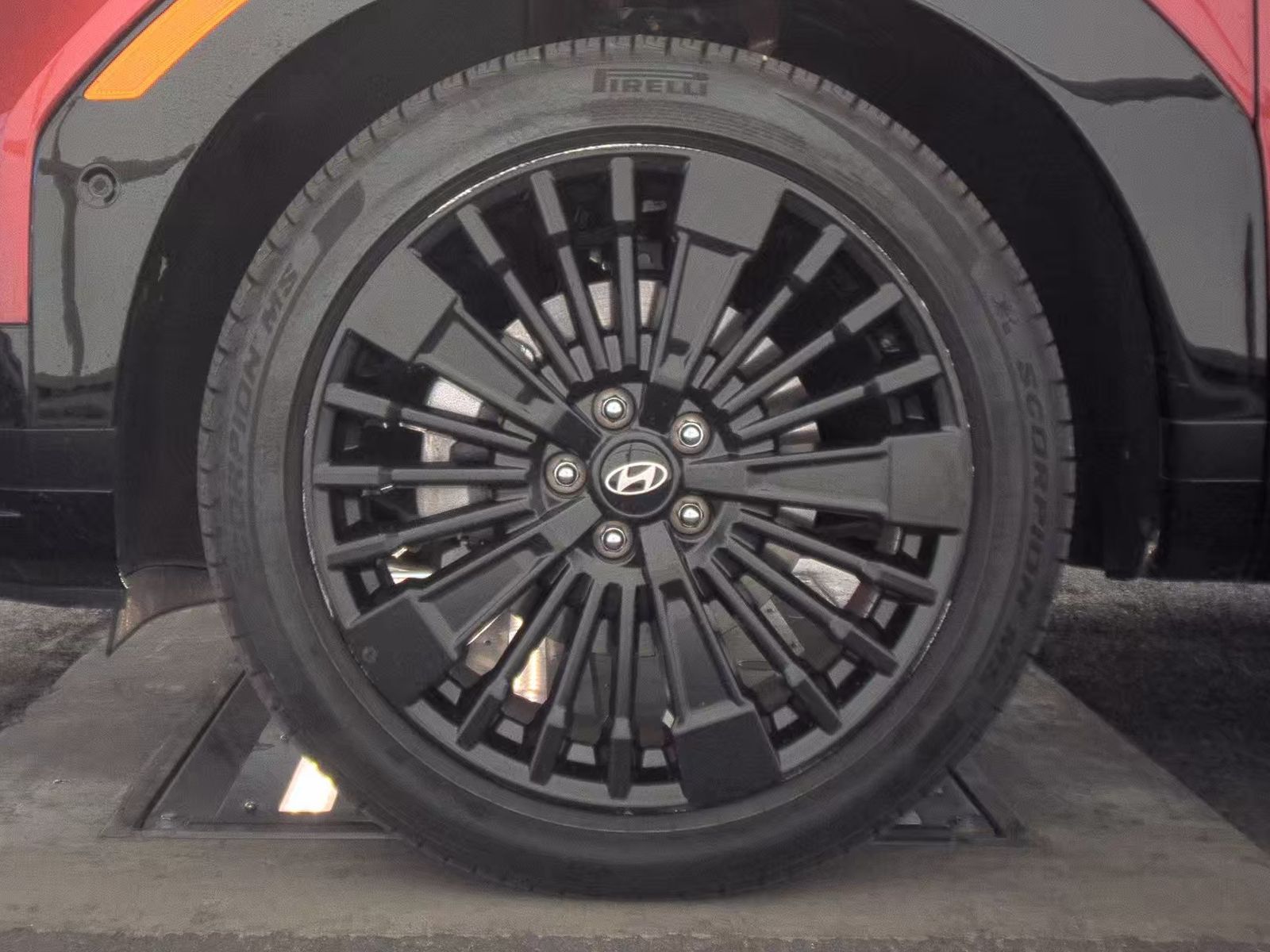 2025 Hyundai Santa Fe Hybrid Calligraphy FWD