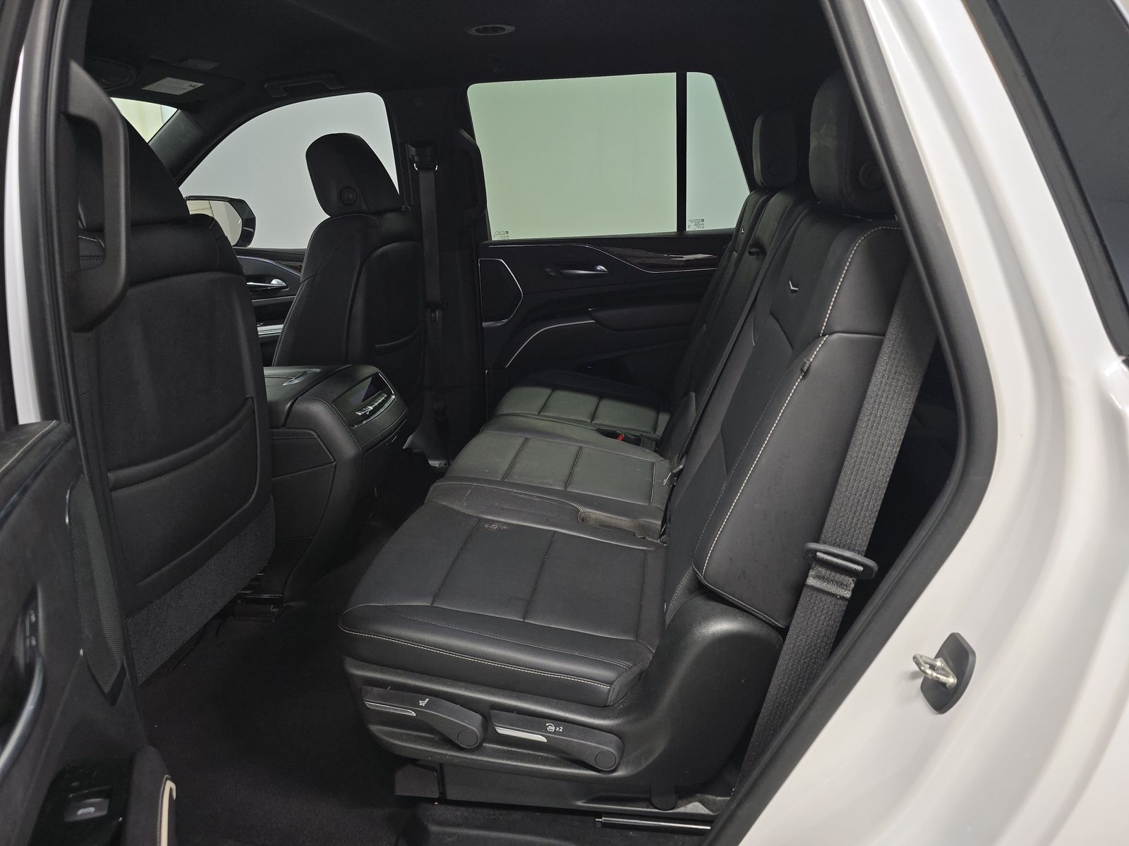 2021 Cadillac Escalade Luxury RWD