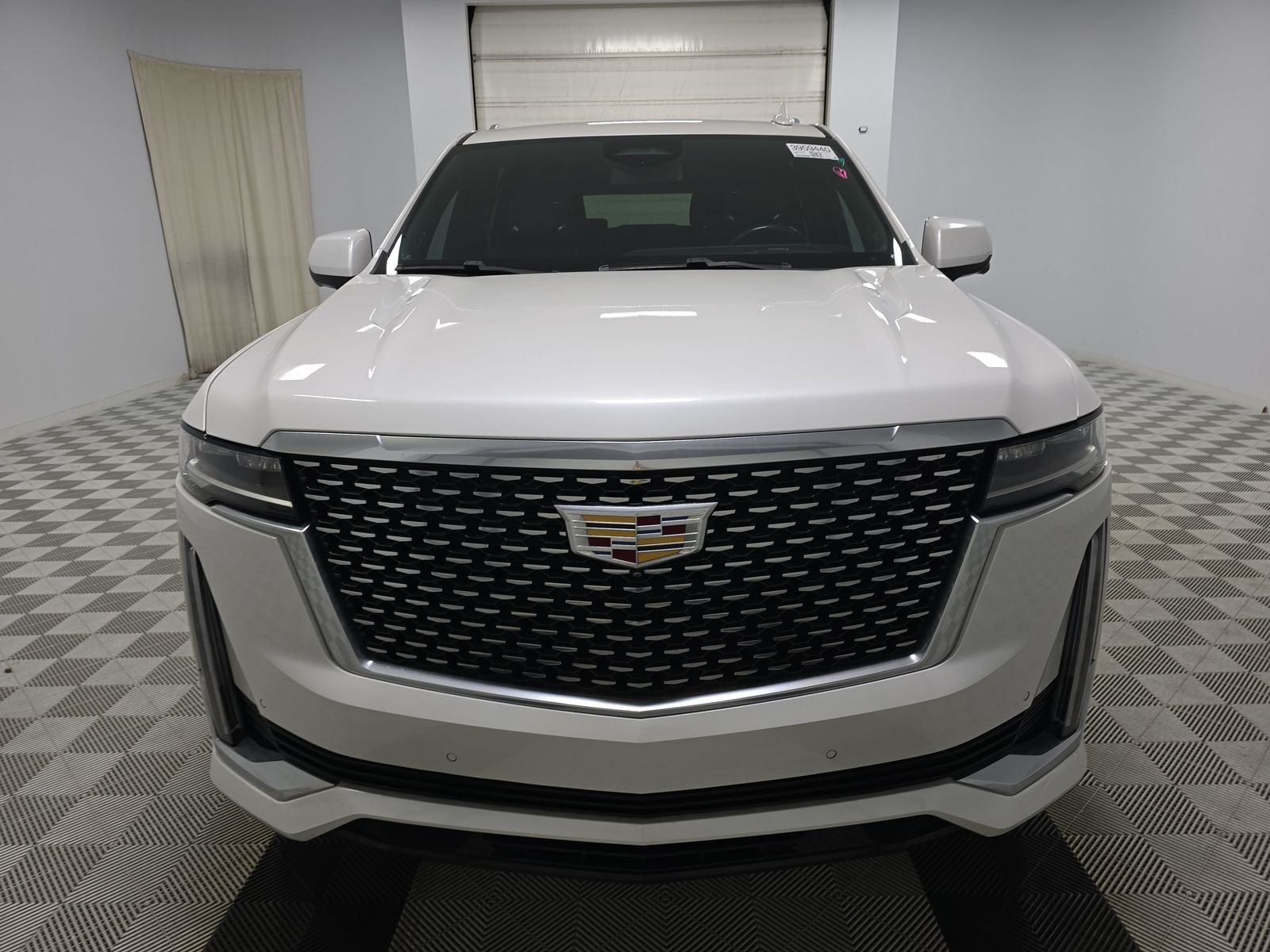 2021 Cadillac Escalade Luxury RWD