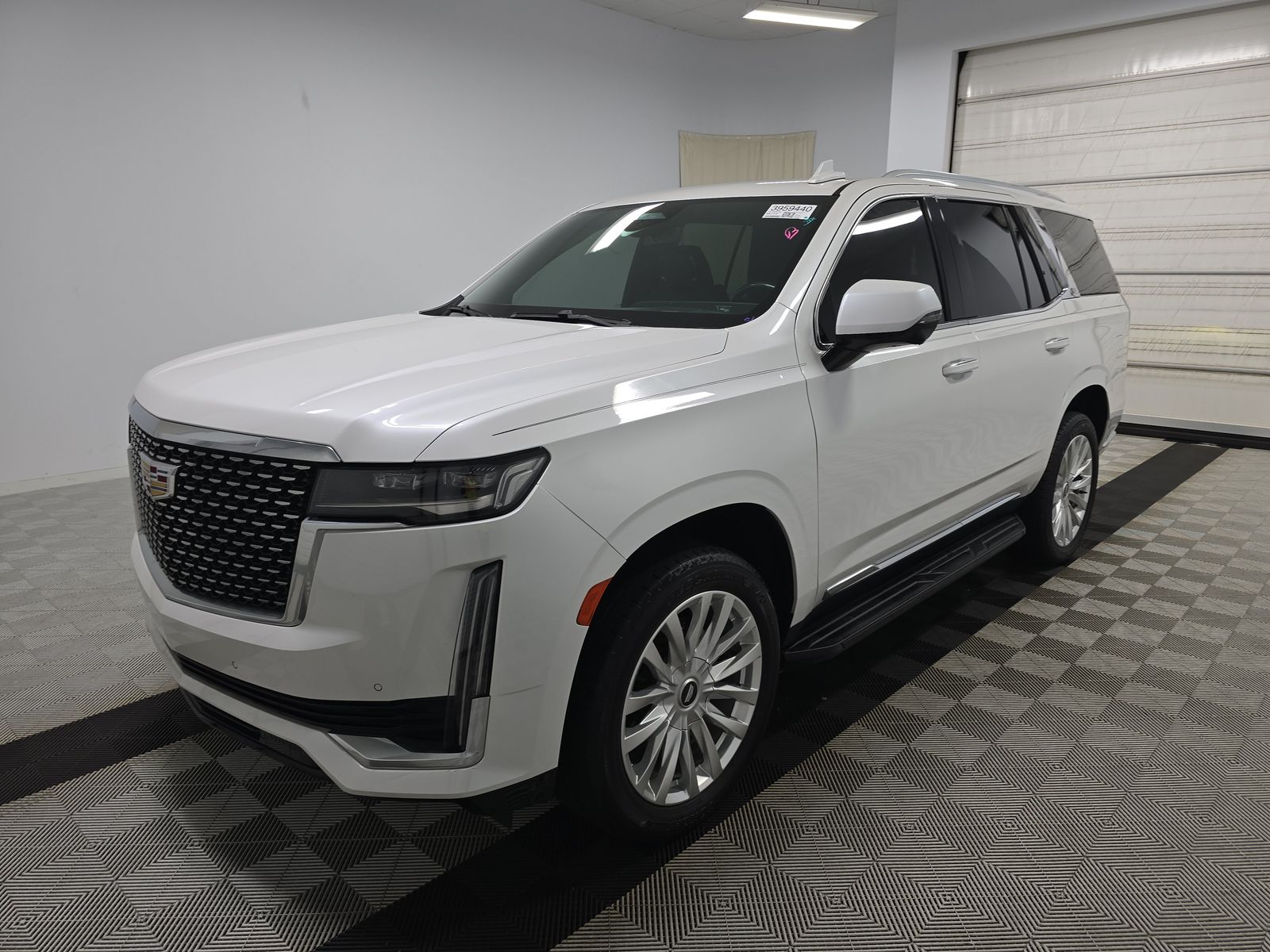 2021 Cadillac Escalade Luxury RWD