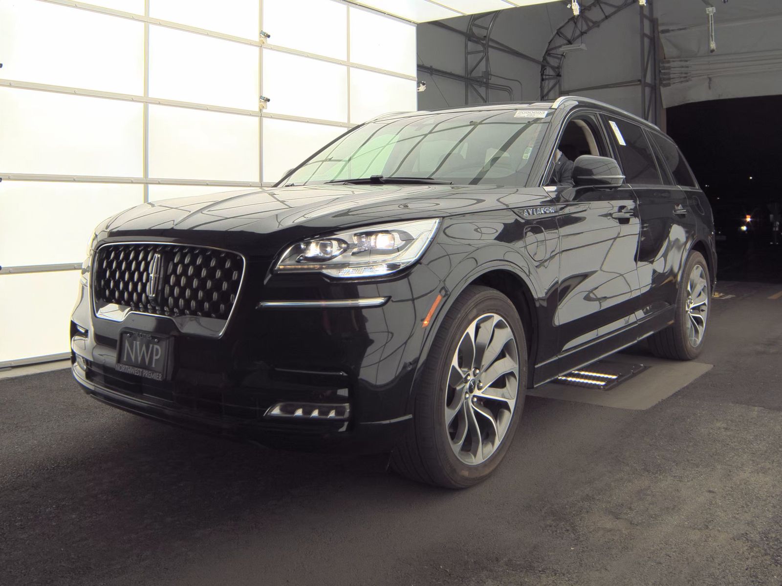 2022 Lincoln Aviator Plug-In Hybrid Grand Touring AWD