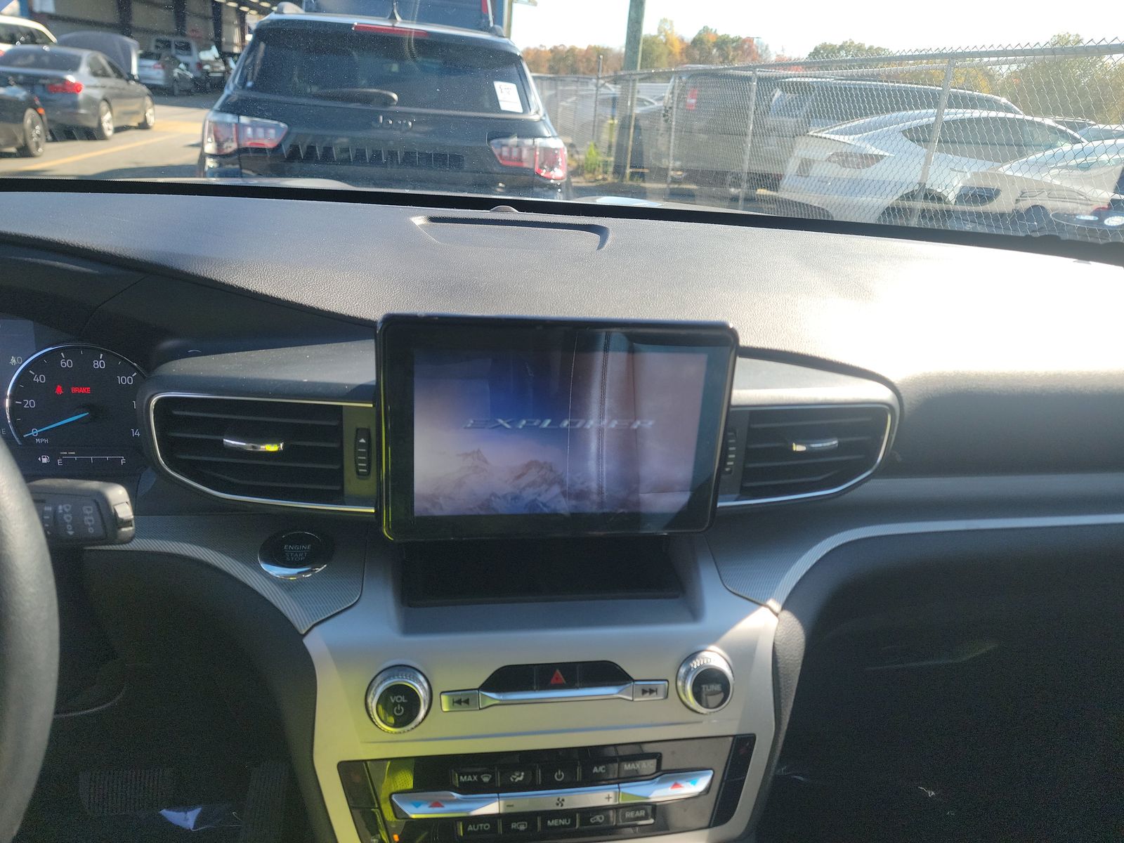 2022 Ford Explorer XLT AWD