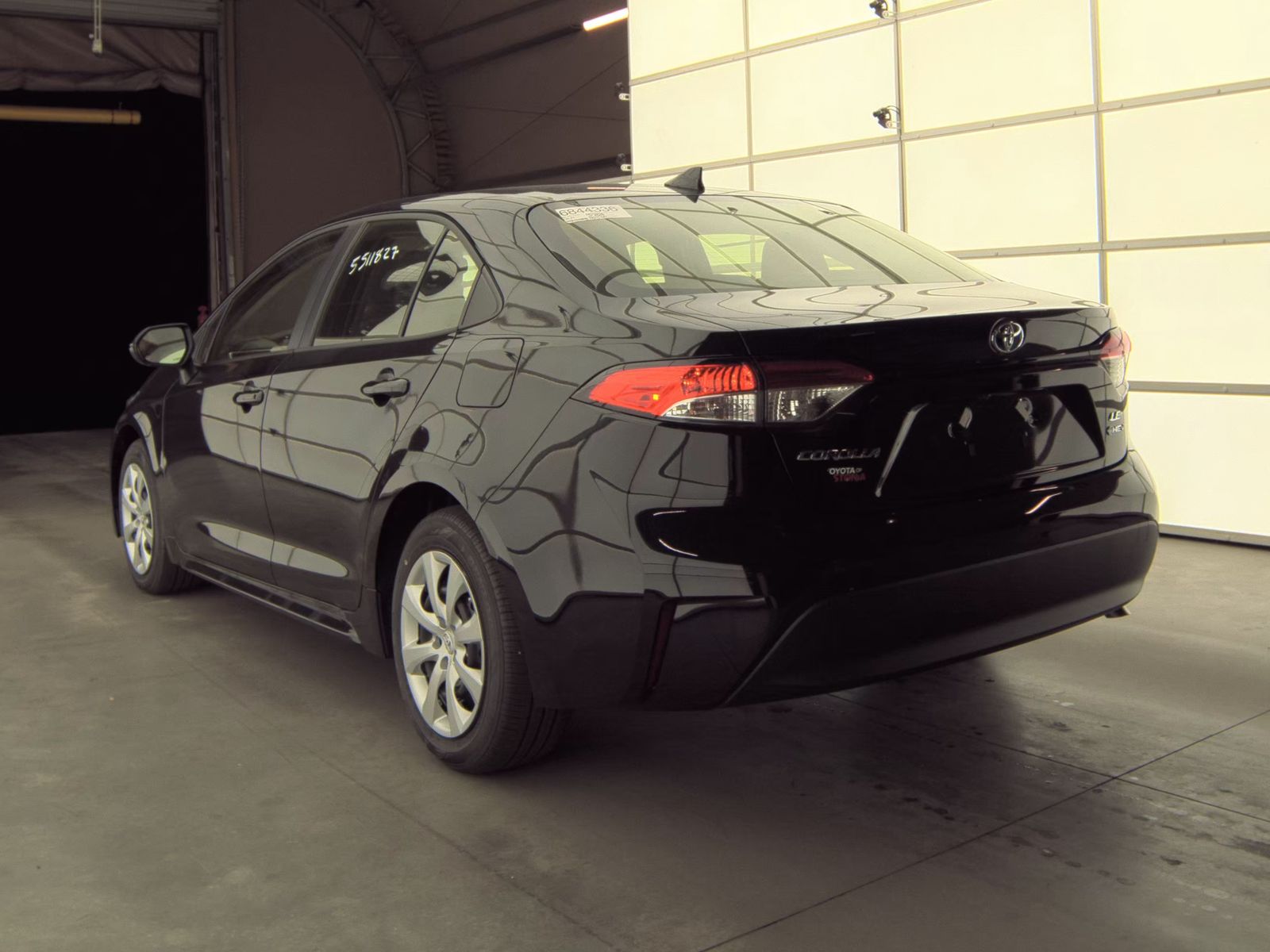 2025 Toyota Corolla Hybrid LE FWD