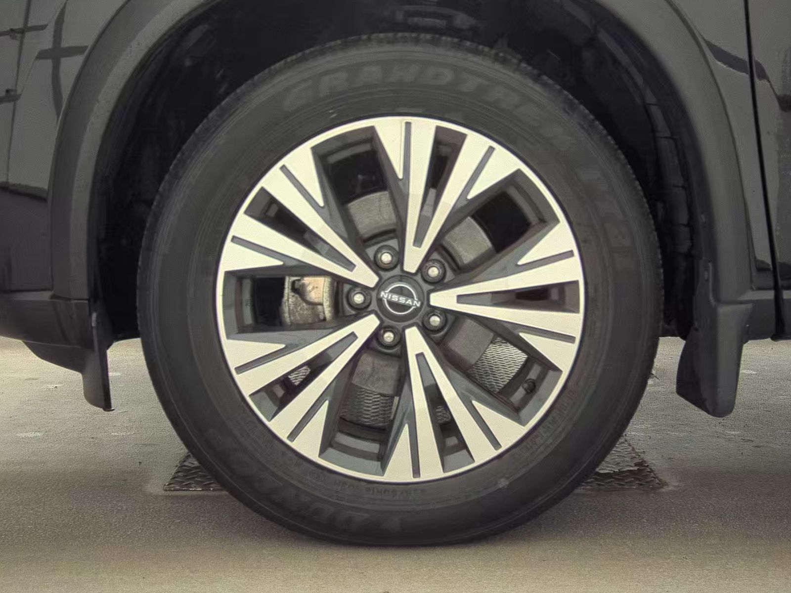 2023 Nissan Rogue SV AWD