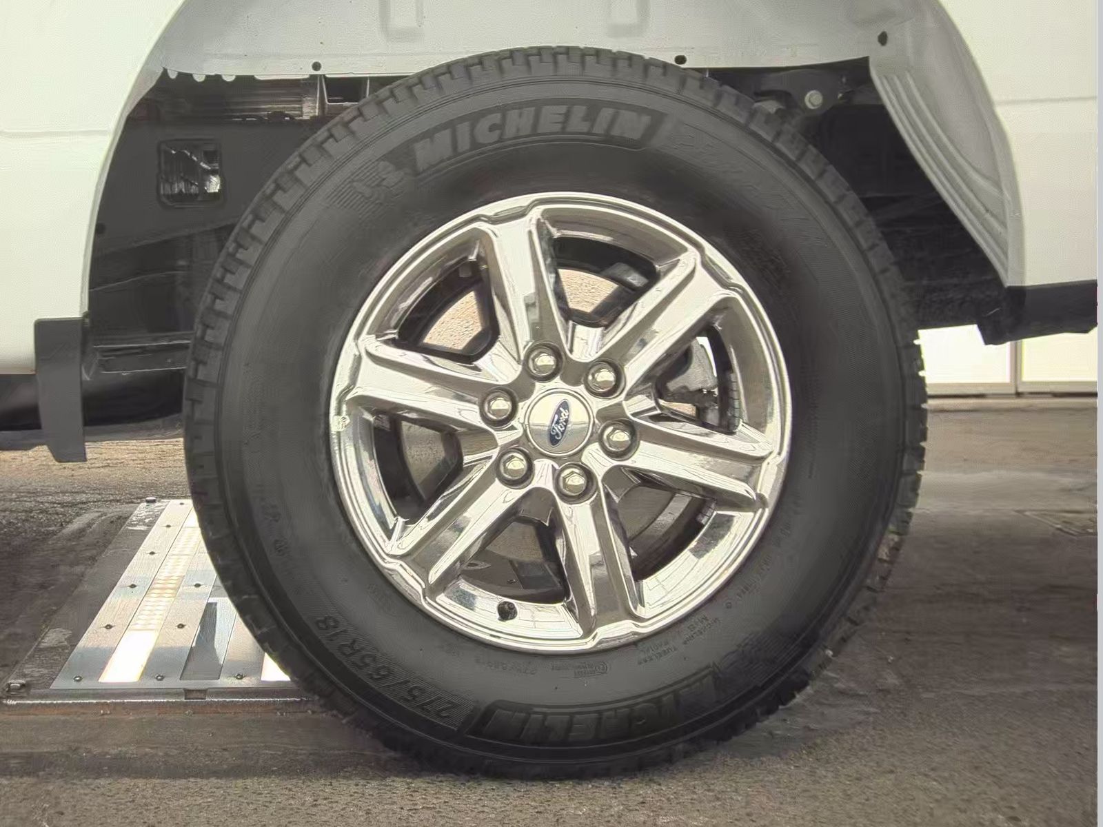 2024 Ford F-150 XLT AWD