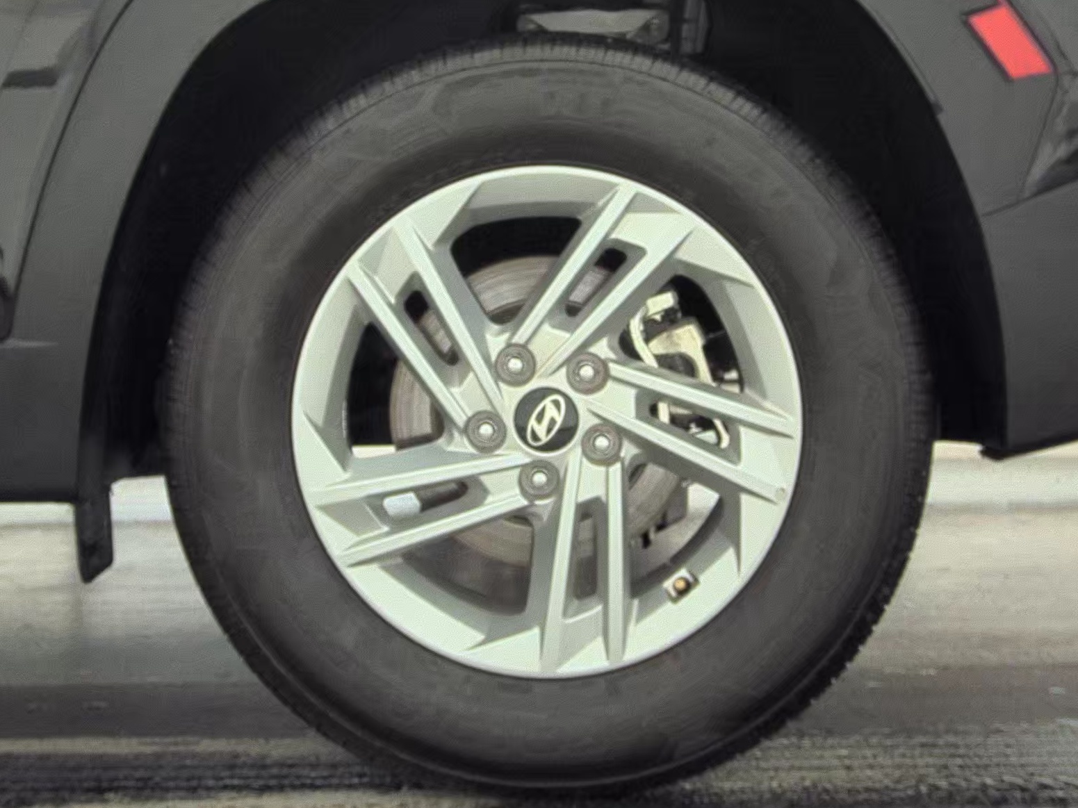 2025 Hyundai Tucson SE FWD