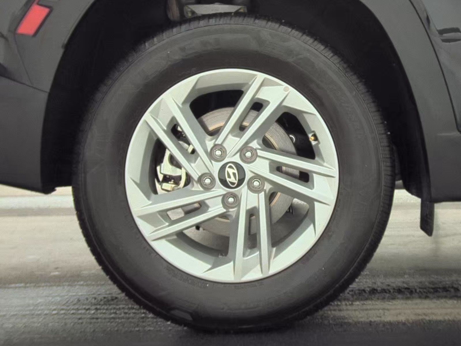 2025 Hyundai Tucson SE FWD