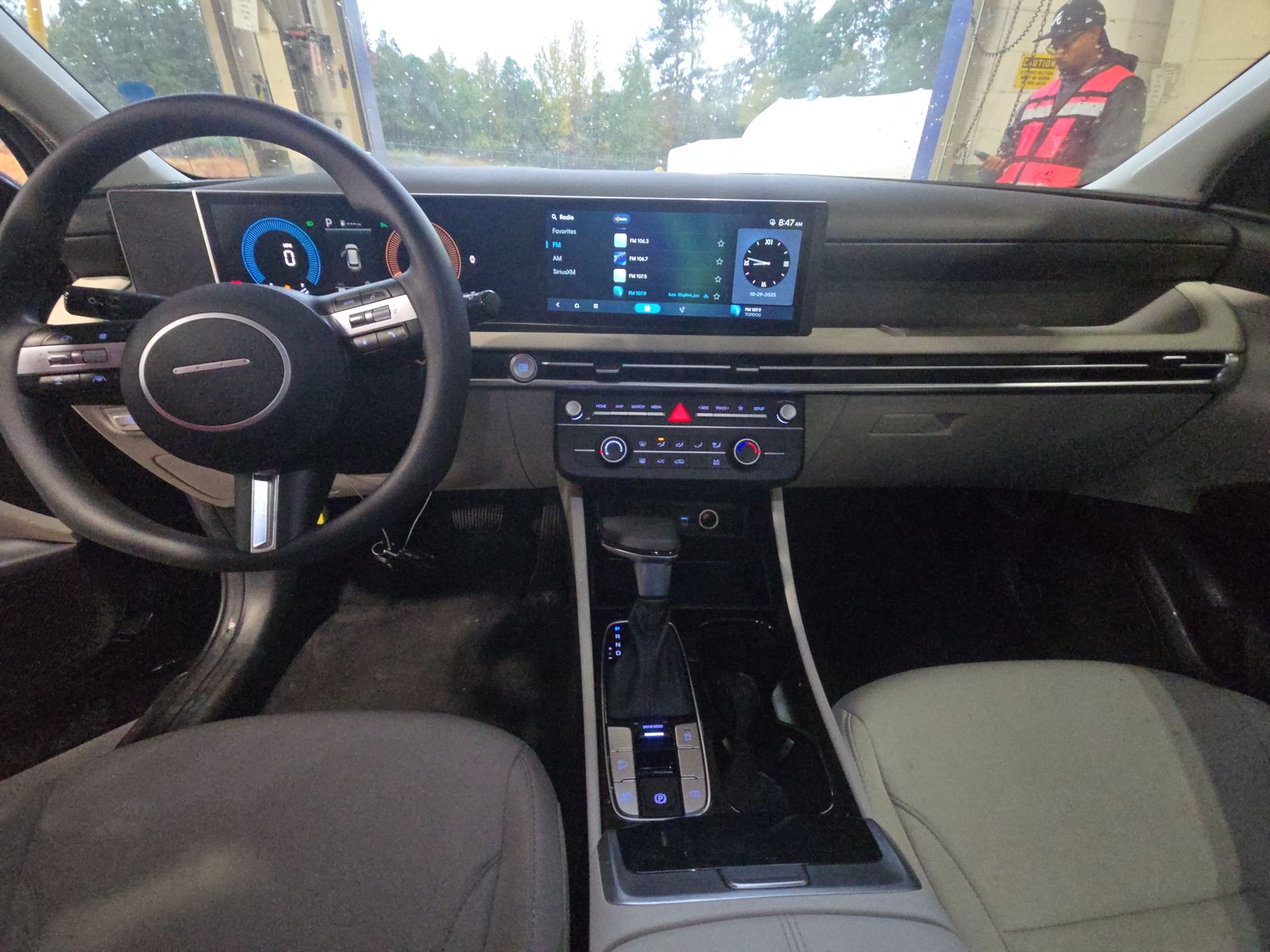 2025 Hyundai Tucson SE FWD