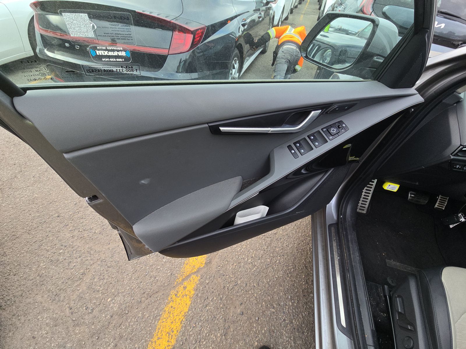 2024 Kia Niro SX Touring FWD