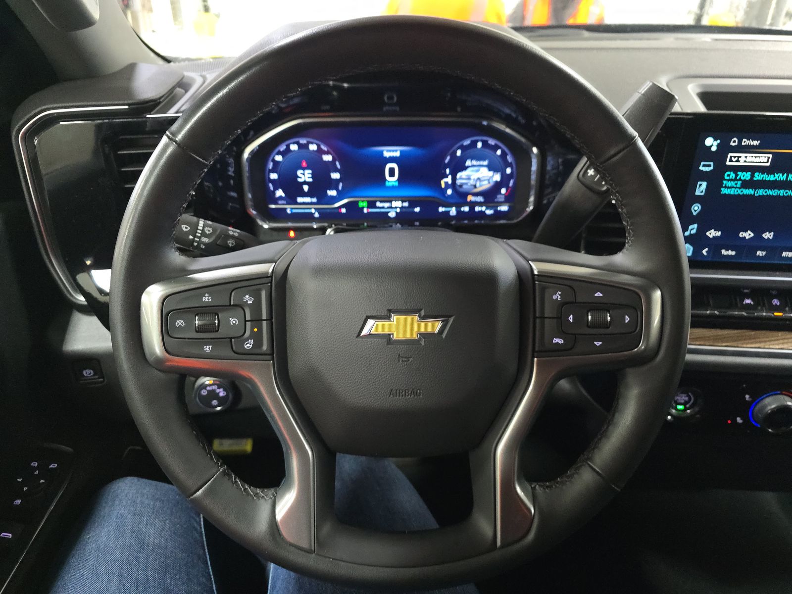 2023 Chevrolet Silverado 1500 LT AWD