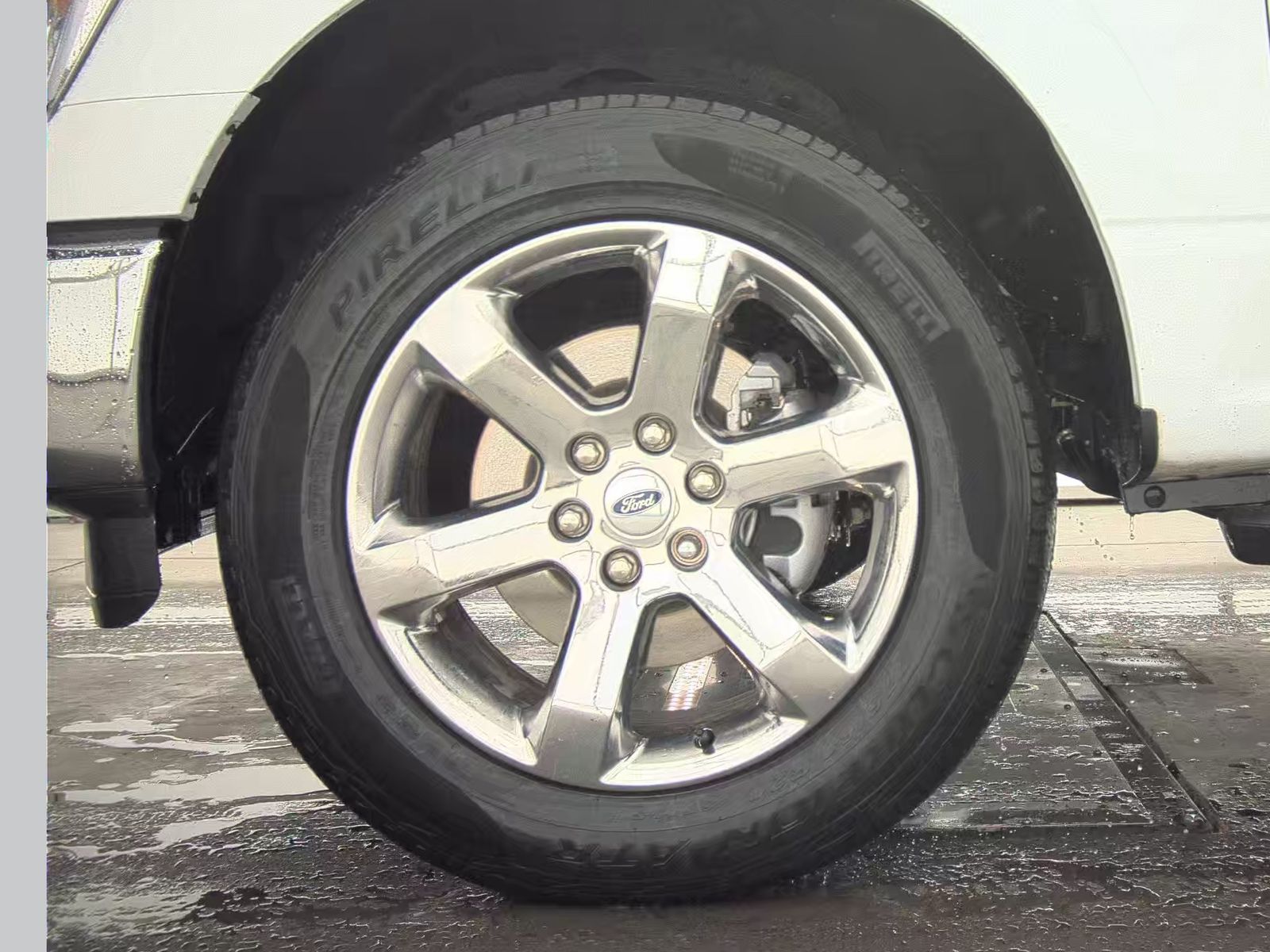 2023 Ford F-150 Hybrid XLT AWD